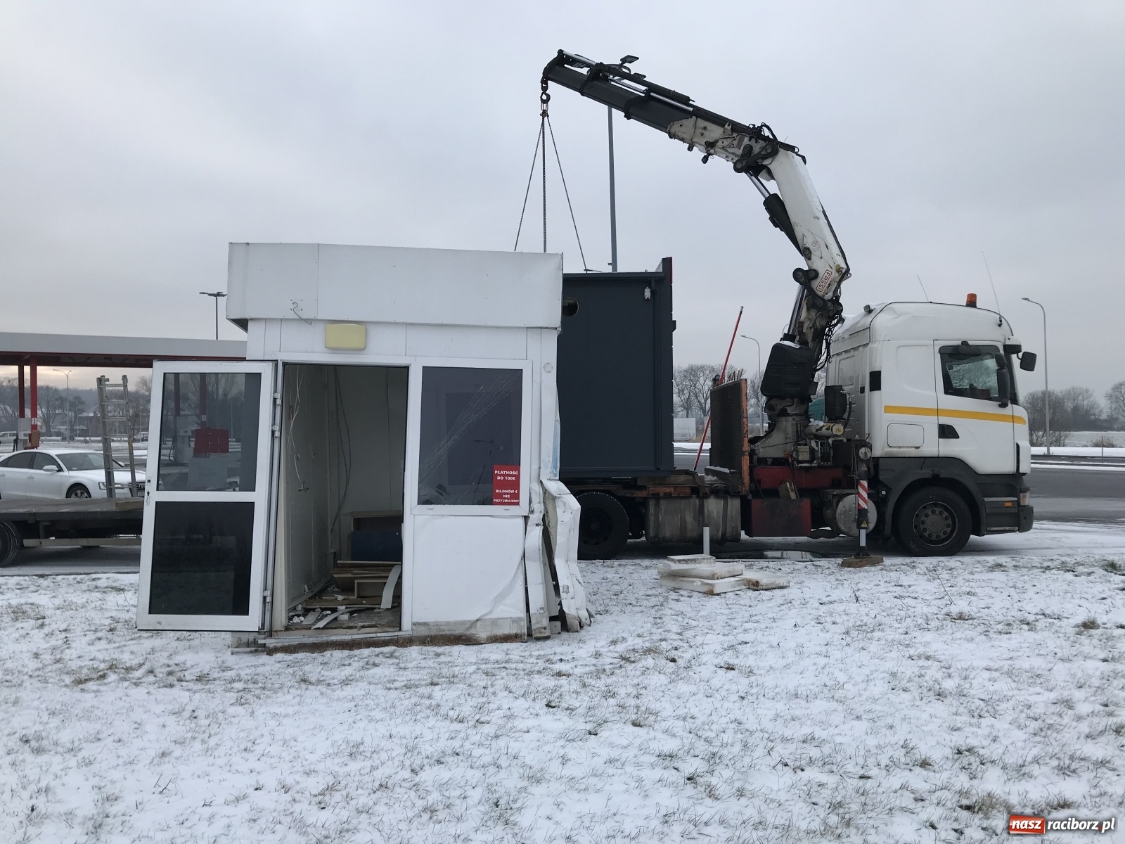 Zdjęcie w galerii na portalu naszraciborz.pl: Auchan Racibórz - operacja punkt kasowy [FOTO] wiadomości z regionu