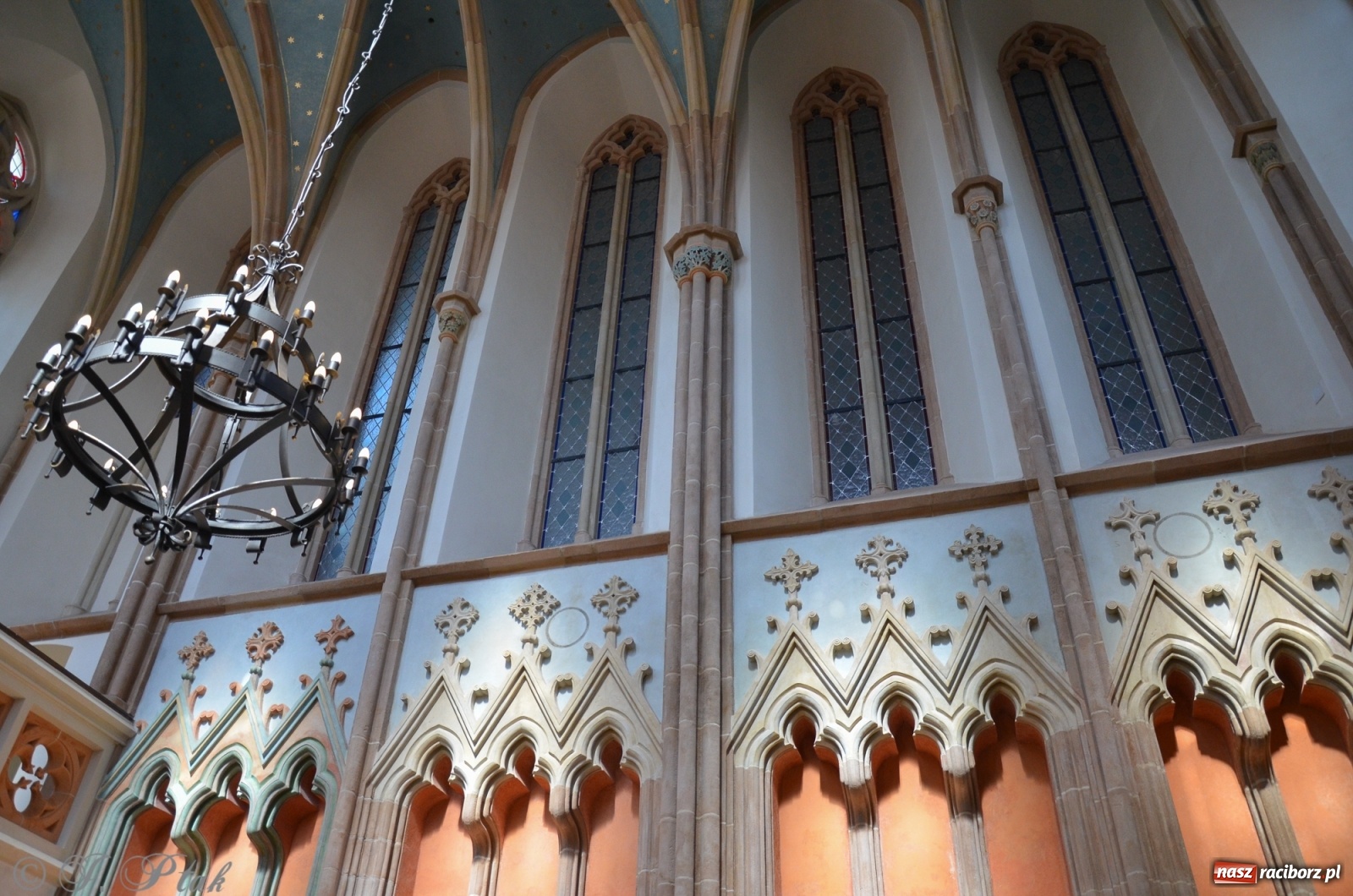 Zdjęcie w galerii na portalu naszraciborz.pl: Wspomnienie liturgiczne św. Tomasza Becketa, patrona raciborskiej kaplicy zamkowej wiadomości z regionu