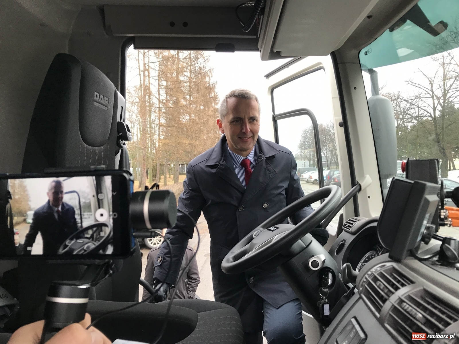 Zdjęcie w galerii na portalu naszraciborz.pl: Pojazd warty milion złotych stanął w bazie PK na Płoni [FOTO i WIDEO] wiadomości z regionu