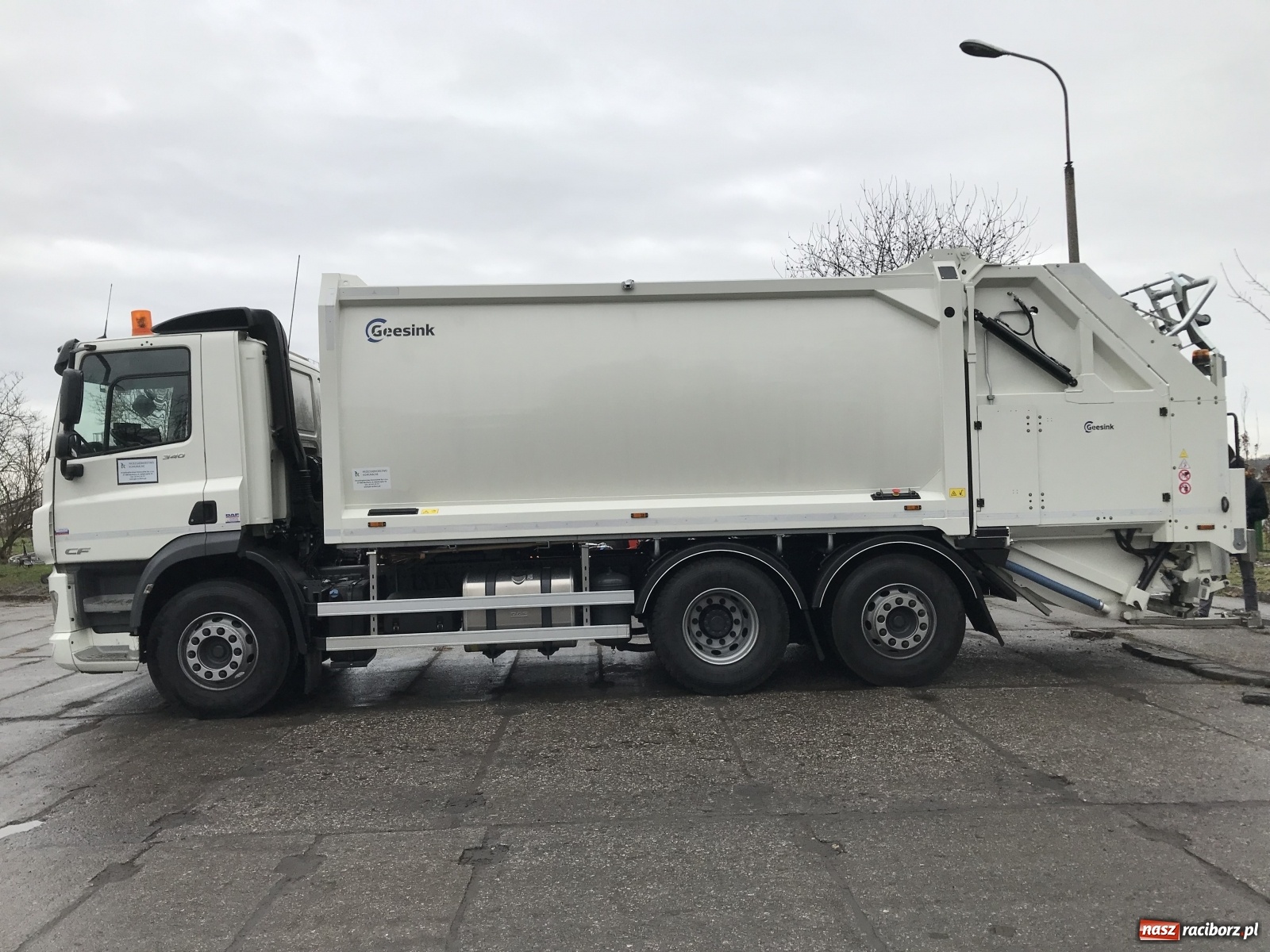 Zdjęcie w galerii na portalu naszraciborz.pl: Pojazd warty milion złotych stanął w bazie PK na Płoni [FOTO i WIDEO] wiadomości z regionu