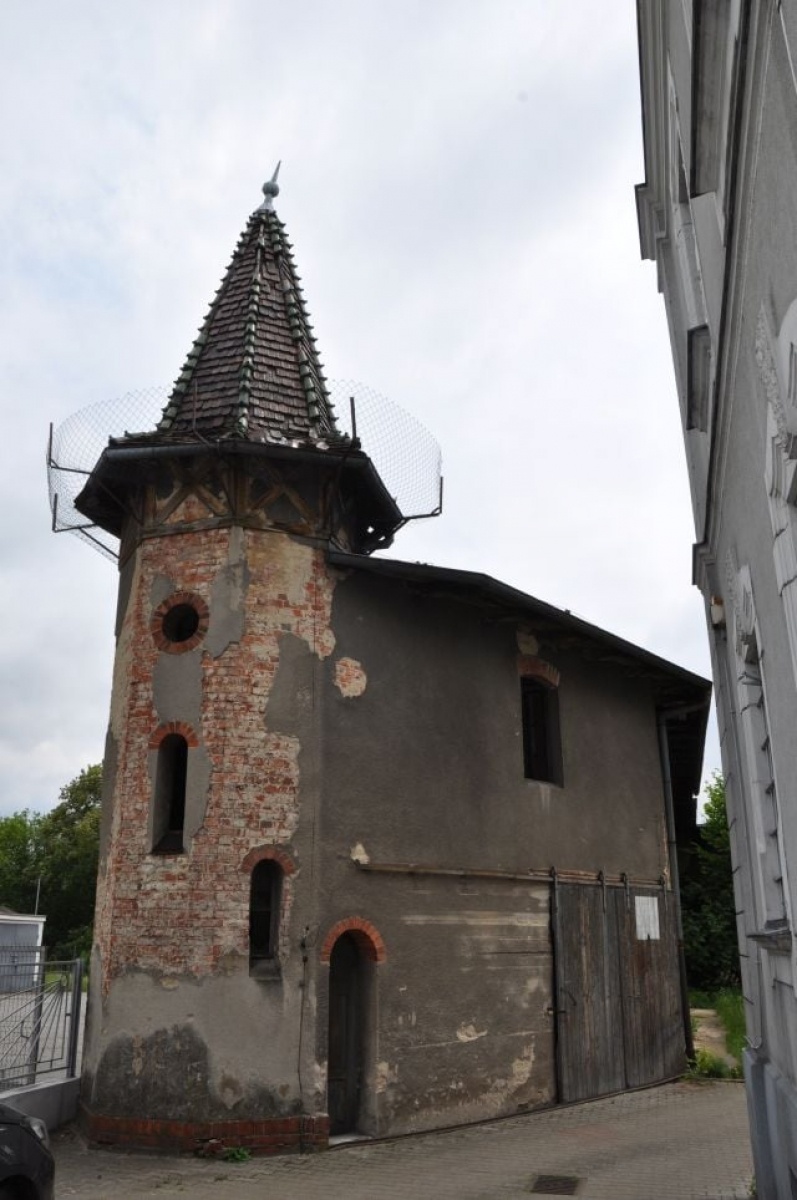 Zdjęcie w galerii na portalu naszraciborz.pl: Kuźniański magistrat kupił pocztę wiadomości z regionu