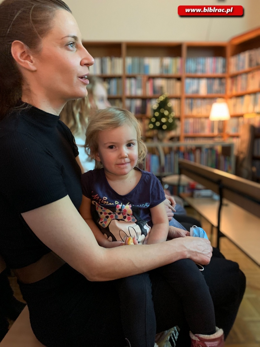Zdjęcie w galerii na portalu naszraciborz.pl: Magiczne spotkanie z kolędami w bibliotece na Ocicach wiadomości z regionu
