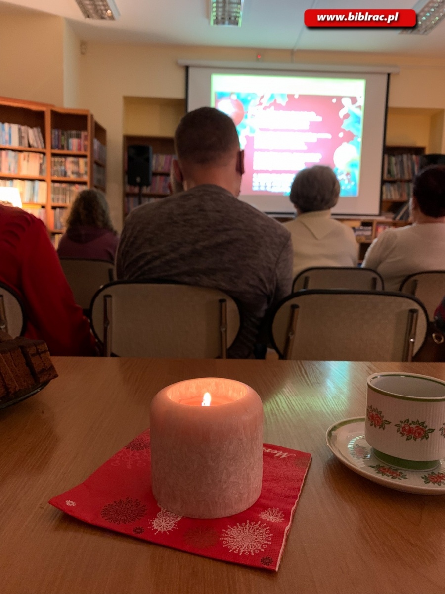 Zdjęcie w galerii na portalu naszraciborz.pl: Magiczne spotkanie z kolędami w bibliotece na Ocicach wiadomości z regionu