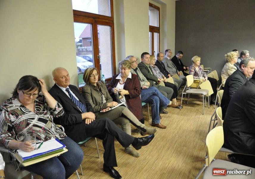 Zdjęcie w galerii na portalu naszraciborz.pl: Koniec kadencji jak w kinie wiadomości z regionu