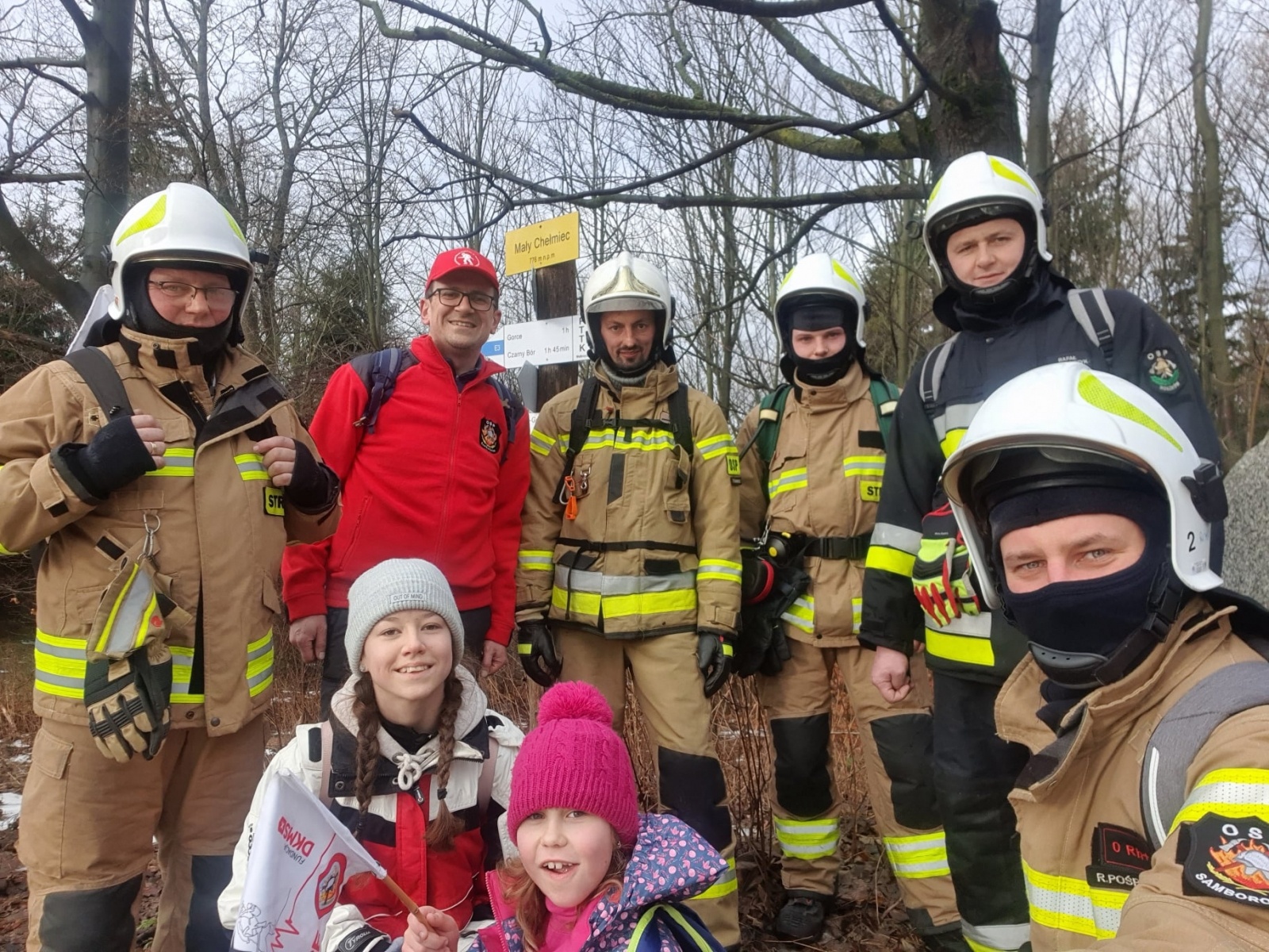 Zdjęcie w galerii na portalu naszraciborz.pl: Strażacy zdobywają szczyty. OSP naszego powiatu walczą z nowotworami wiadomości z regionu