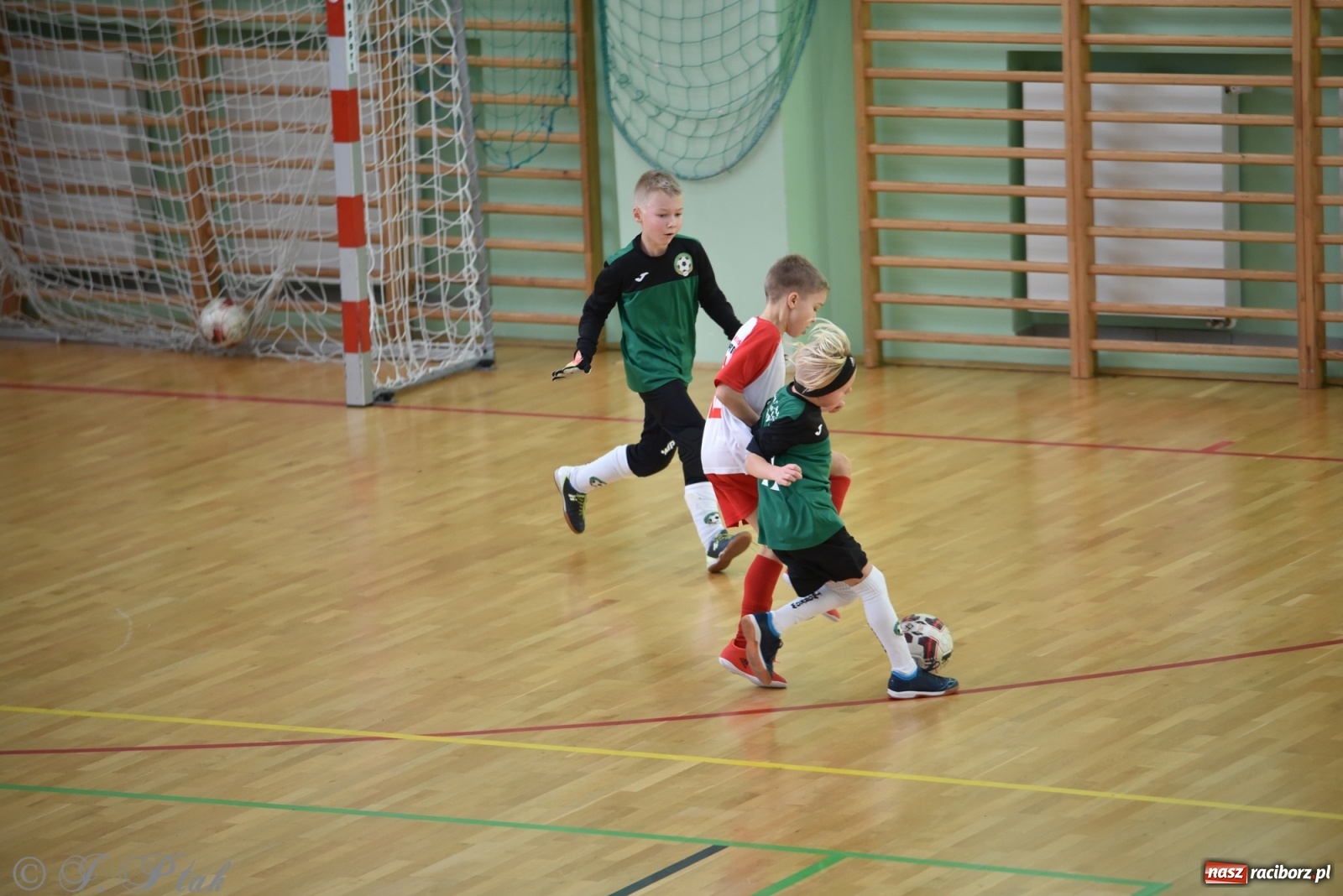 Zdjęcie w galerii na portalu naszraciborz.pl: Młodzi piłkarze z regionu powitali rok na sportowo [FOTO i WIDEO] wiadomości z regionu