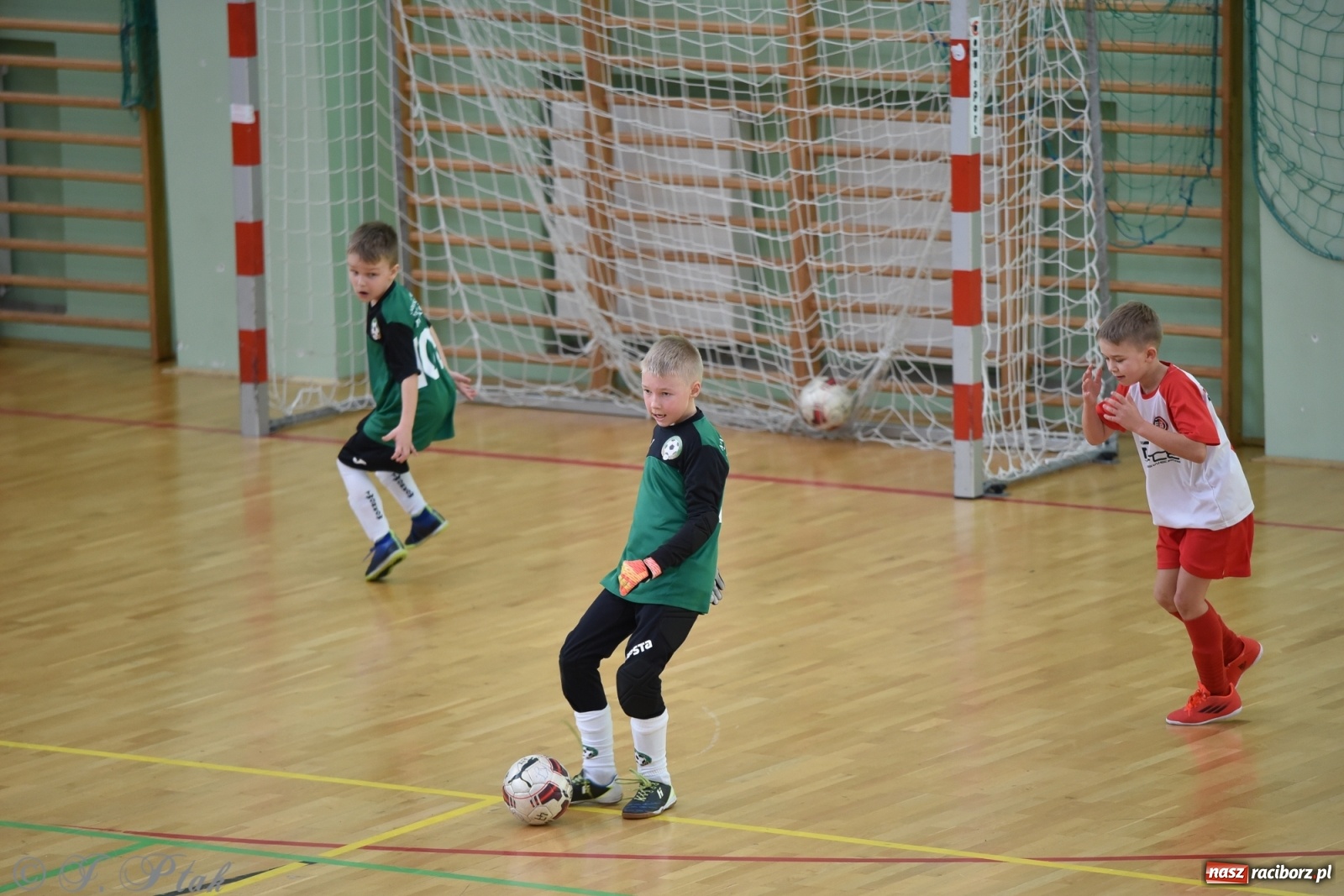 Zdjęcie w galerii na portalu naszraciborz.pl: Młodzi piłkarze z regionu powitali rok na sportowo [FOTO i WIDEO] wiadomości z regionu