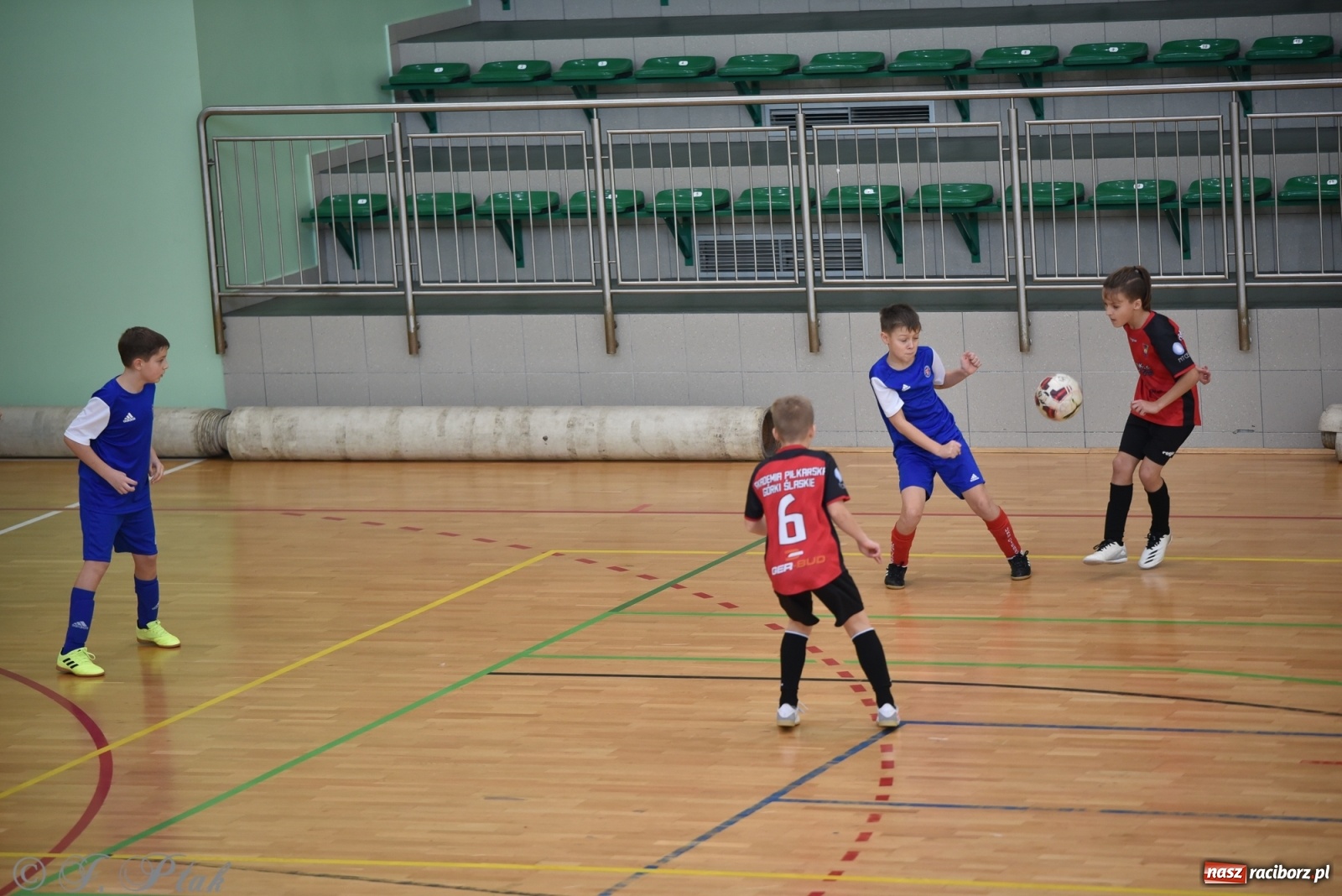 Zdjęcie w galerii na portalu naszraciborz.pl: Młodzi piłkarze z regionu powitali rok na sportowo [FOTO i WIDEO] wiadomości z regionu