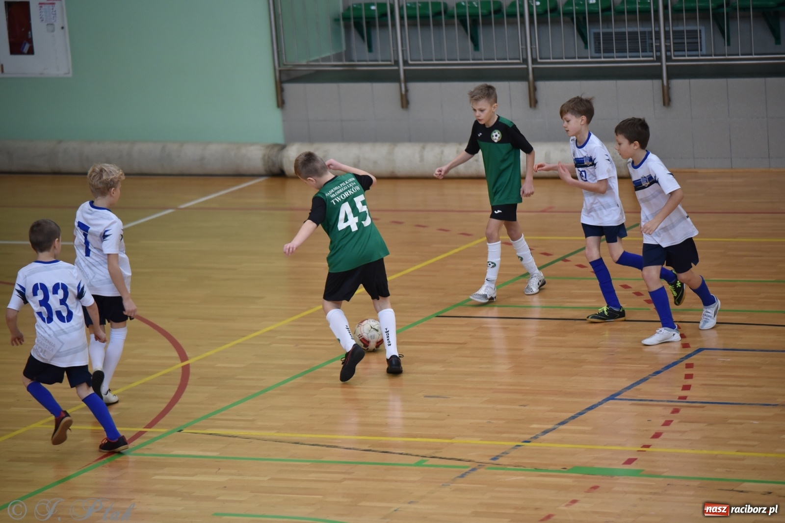 Zdjęcie w galerii na portalu naszraciborz.pl: Młodzi piłkarze z regionu powitali rok na sportowo [FOTO i WIDEO] wiadomości z regionu