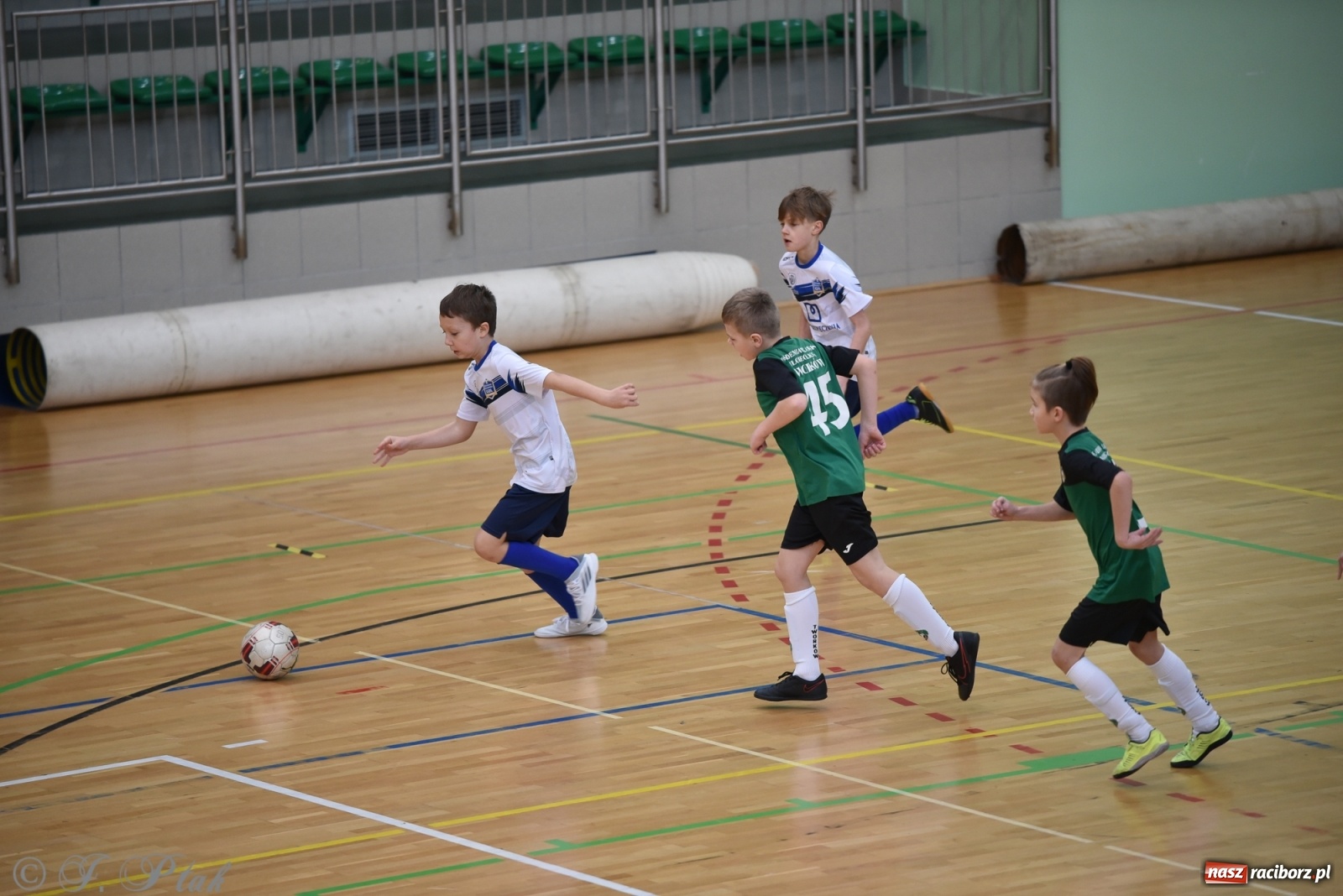 Zdjęcie w galerii na portalu naszraciborz.pl: Młodzi piłkarze z regionu powitali rok na sportowo [FOTO i WIDEO] wiadomości z regionu