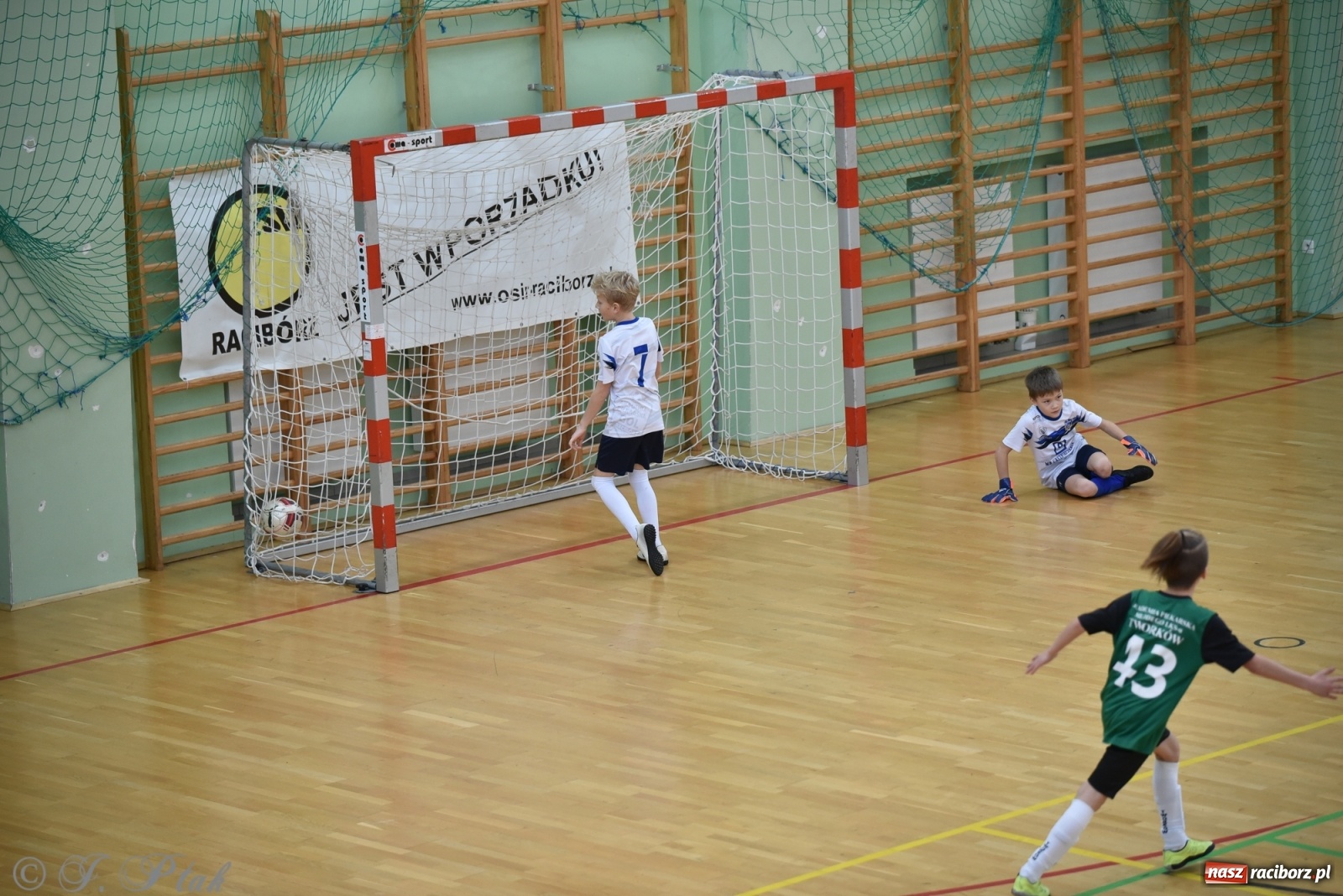 Zdjęcie w galerii na portalu naszraciborz.pl: Młodzi piłkarze z regionu powitali rok na sportowo [FOTO i WIDEO] wiadomości z regionu