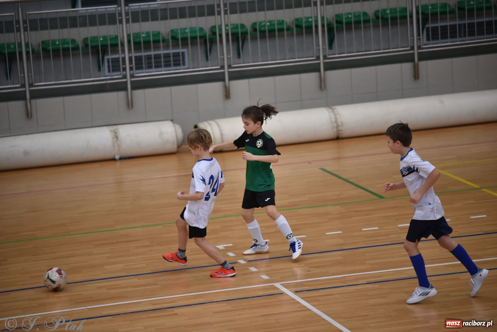 Zdjęcie w galerii na portalu naszraciborz.pl: Młodzi piłkarze z regionu powitali rok na sportowo [FOTO i WIDEO] wiadomości z regionu