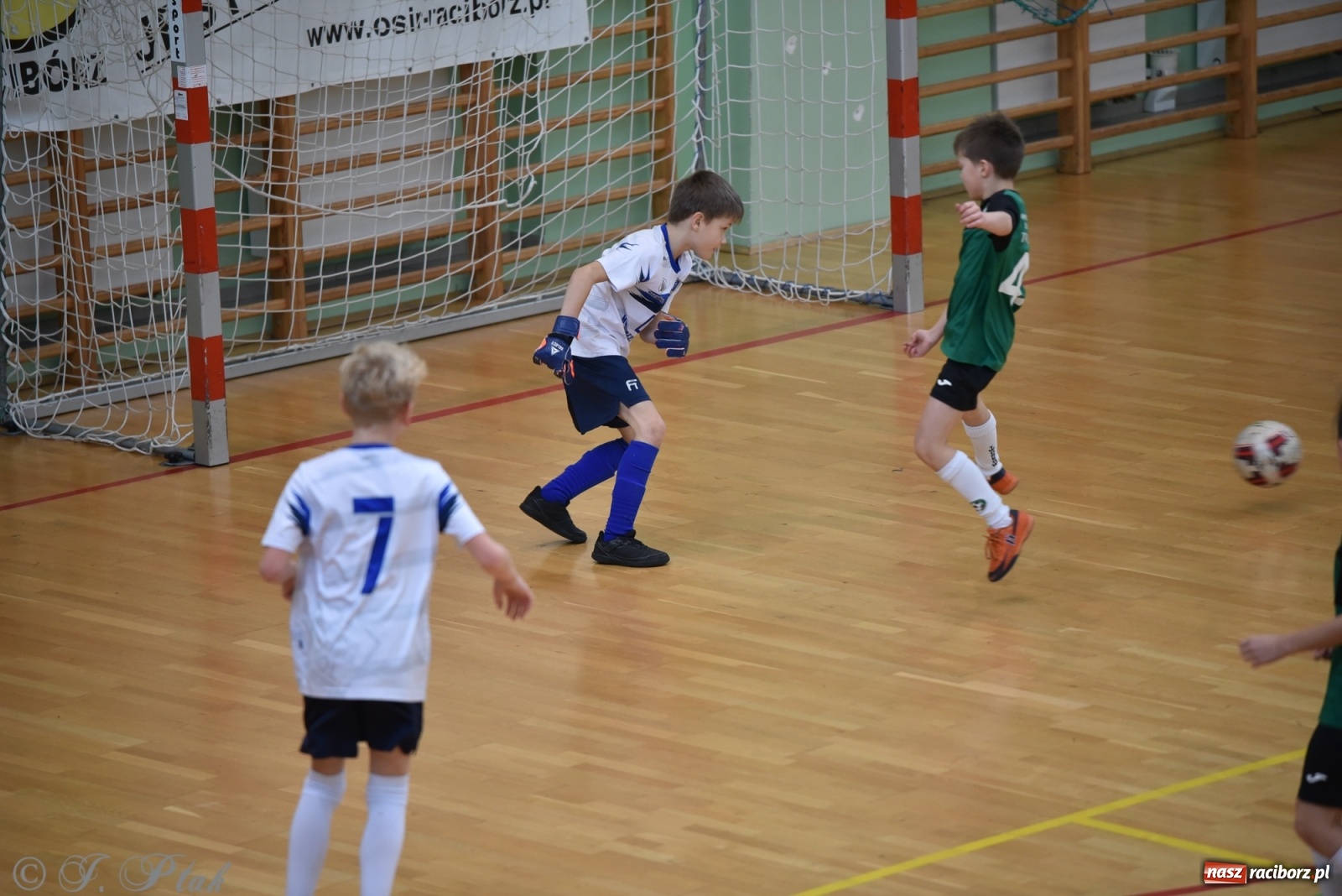 Zdjęcie w galerii na portalu naszraciborz.pl: Młodzi piłkarze z regionu powitali rok na sportowo [FOTO i WIDEO] wiadomości z regionu