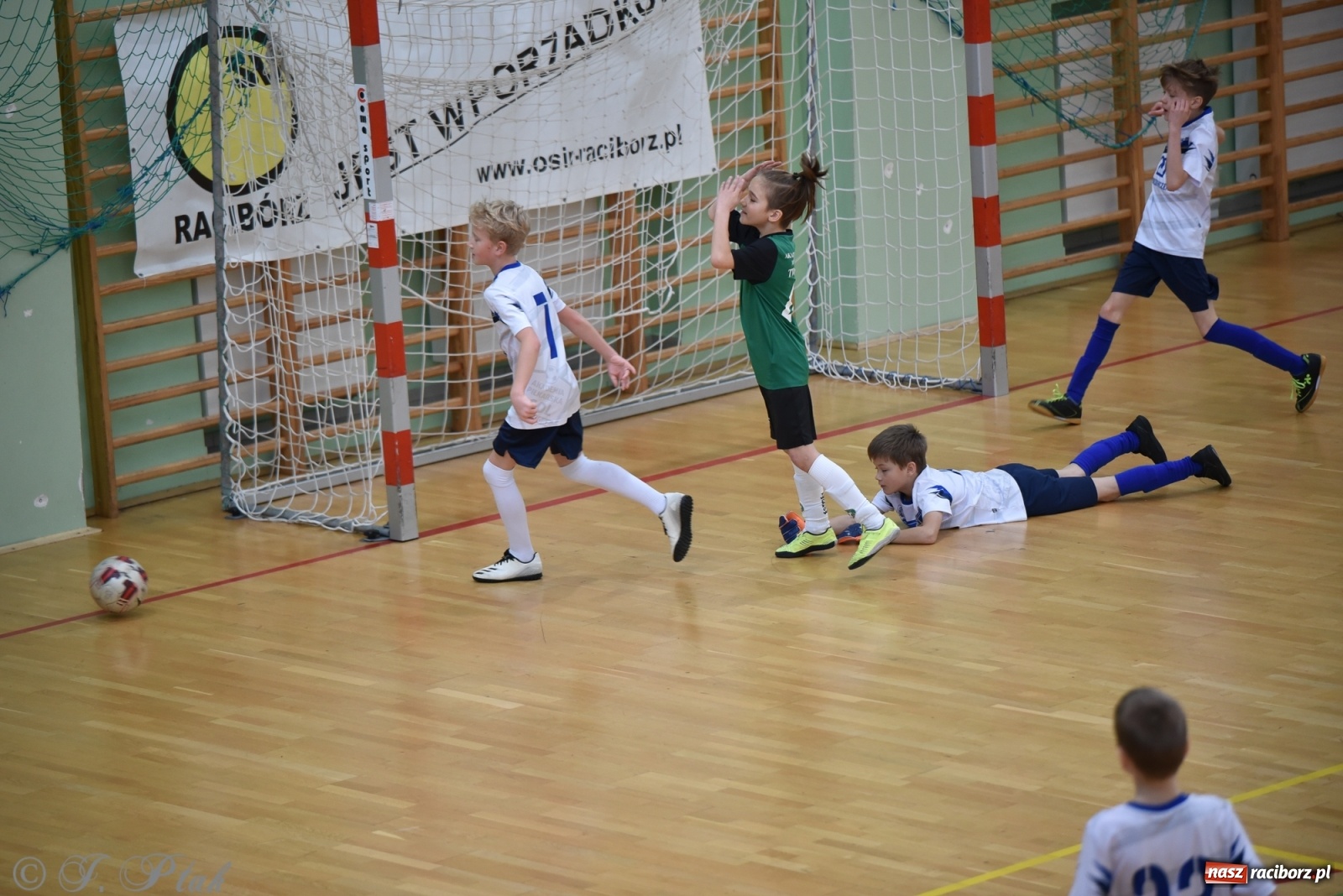 Zdjęcie w galerii na portalu naszraciborz.pl: Młodzi piłkarze z regionu powitali rok na sportowo [FOTO i WIDEO] wiadomości z regionu