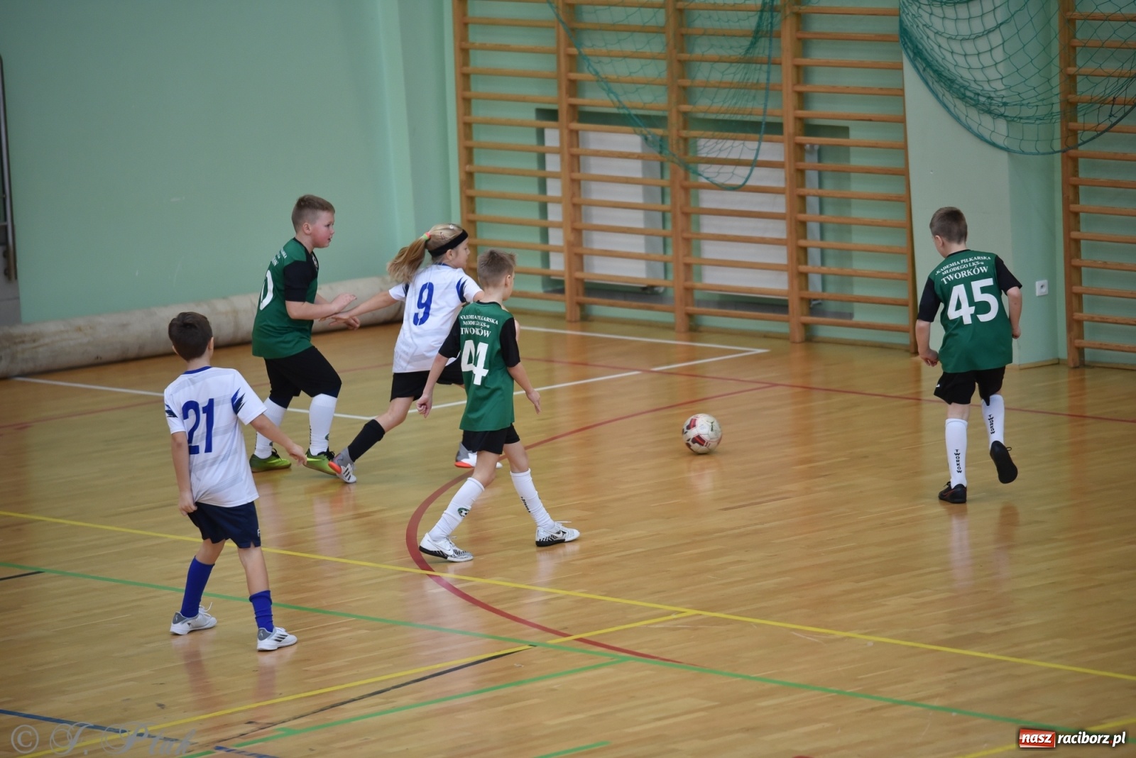 Zdjęcie w galerii na portalu naszraciborz.pl: Młodzi piłkarze z regionu powitali rok na sportowo [FOTO i WIDEO] wiadomości z regionu