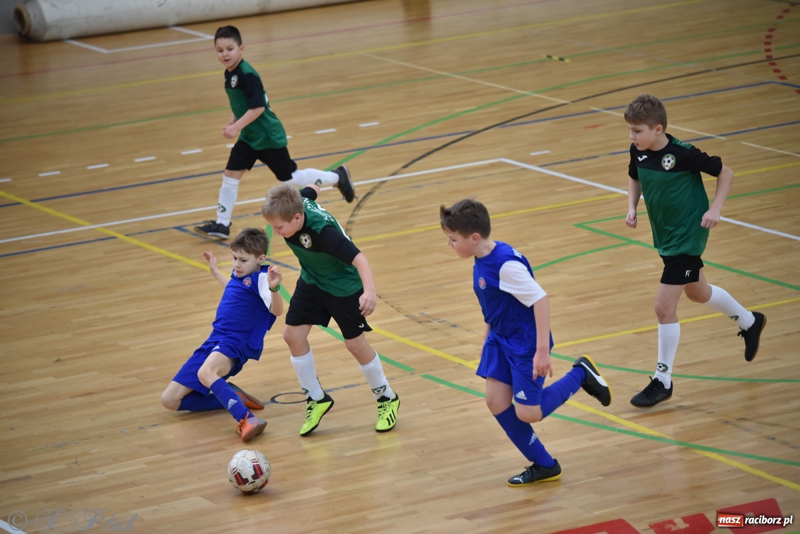 Zdjęcie w galerii na portalu naszraciborz.pl: Młodzi piłkarze z regionu powitali rok na sportowo [FOTO i WIDEO] wiadomości z regionu