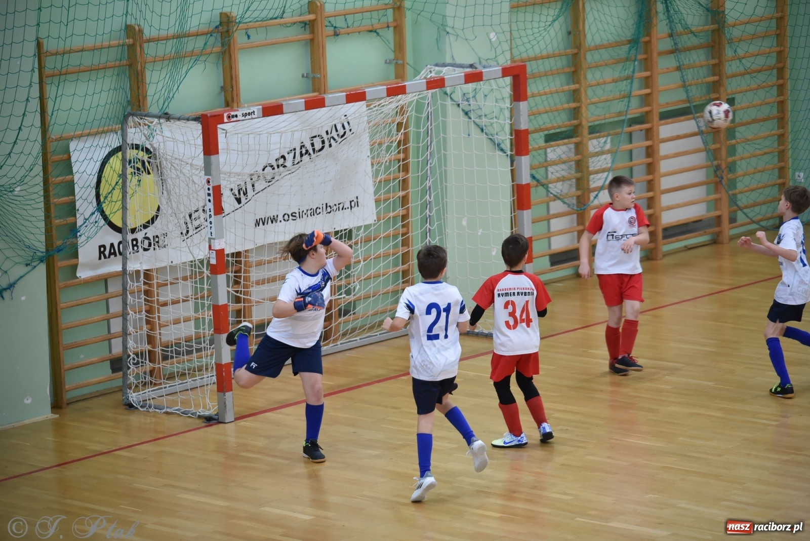 Zdjęcie w galerii na portalu naszraciborz.pl: Młodzi piłkarze z regionu powitali rok na sportowo [FOTO i WIDEO] wiadomości z regionu