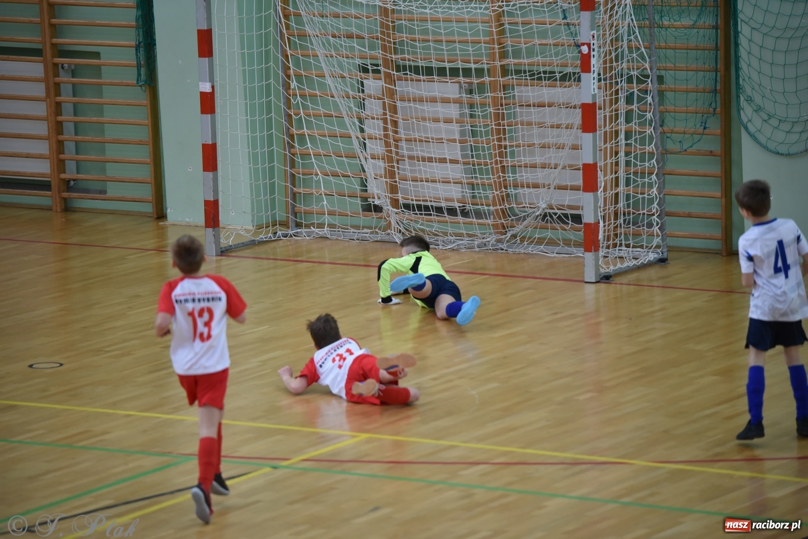 Zdjęcie w galerii na portalu naszraciborz.pl: Młodzi piłkarze z regionu powitali rok na sportowo [FOTO i WIDEO] wiadomości z regionu