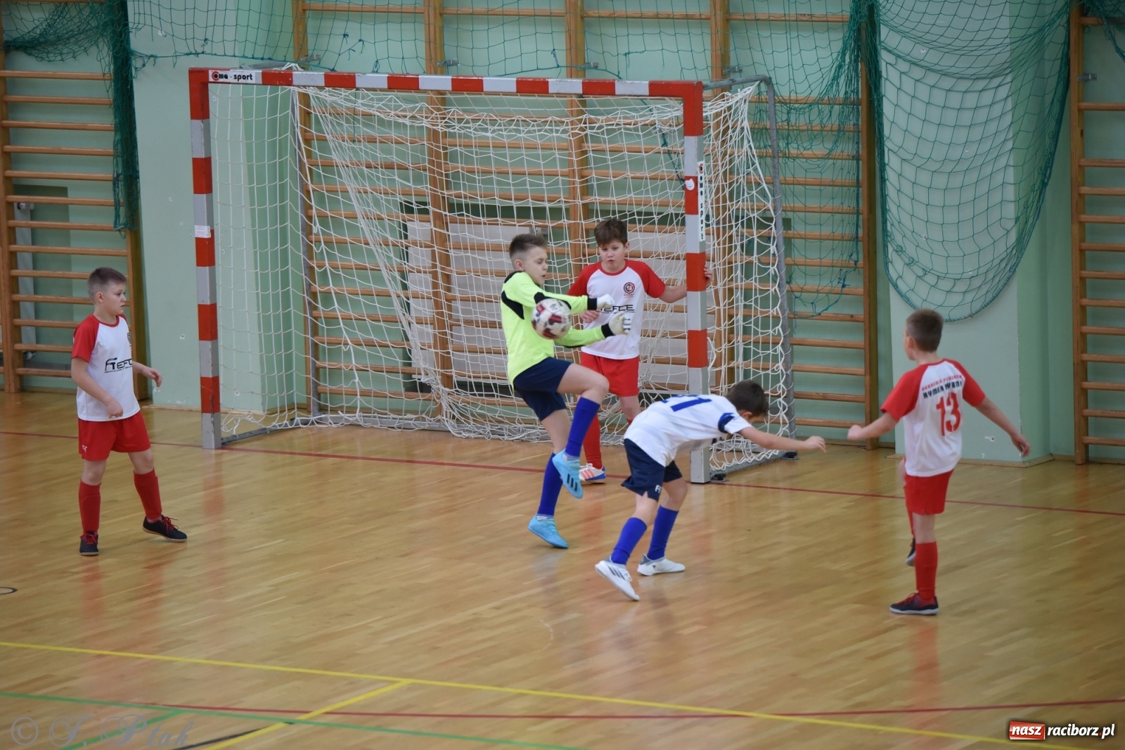 Zdjęcie w galerii na portalu naszraciborz.pl: Młodzi piłkarze z regionu powitali rok na sportowo [FOTO i WIDEO] wiadomości z regionu