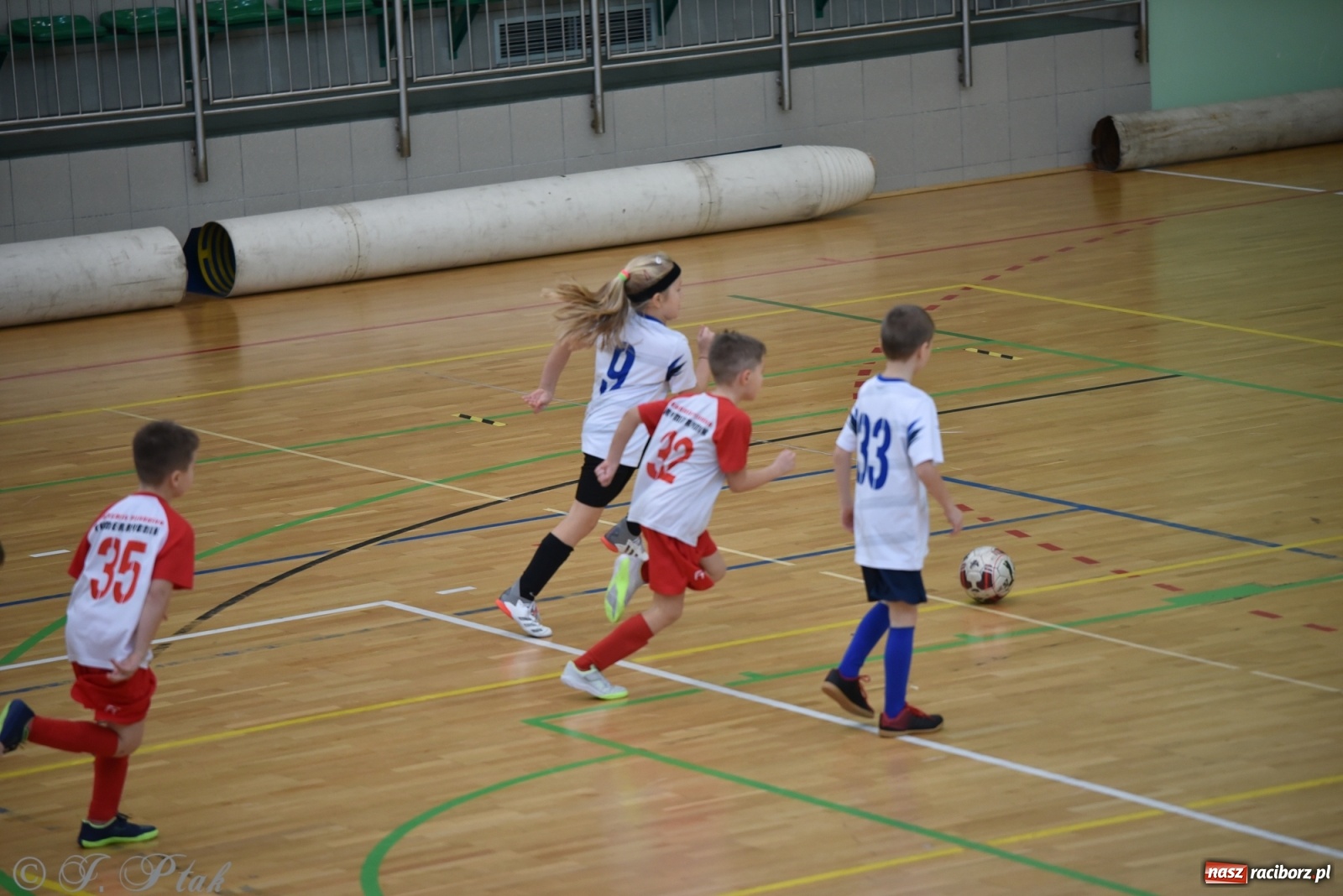 Zdjęcie w galerii na portalu naszraciborz.pl: Młodzi piłkarze z regionu powitali rok na sportowo [FOTO i WIDEO] wiadomości z regionu