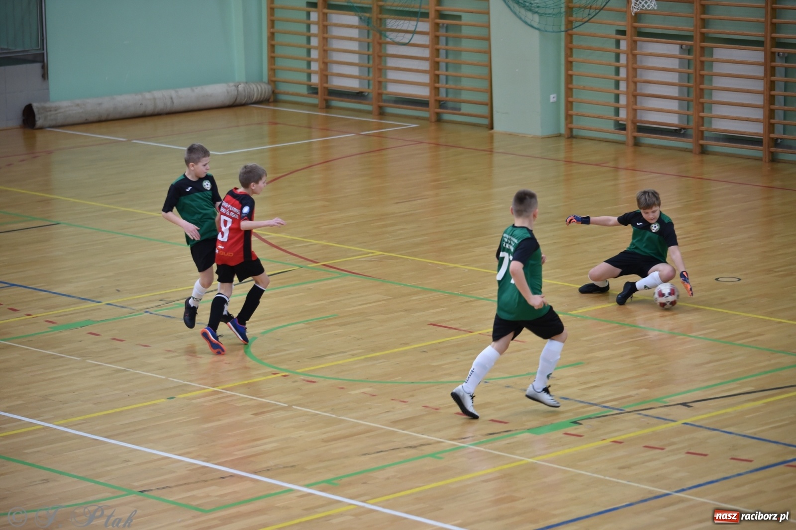 Zdjęcie w galerii na portalu naszraciborz.pl: Młodzi piłkarze z regionu powitali rok na sportowo [FOTO i WIDEO] wiadomości z regionu