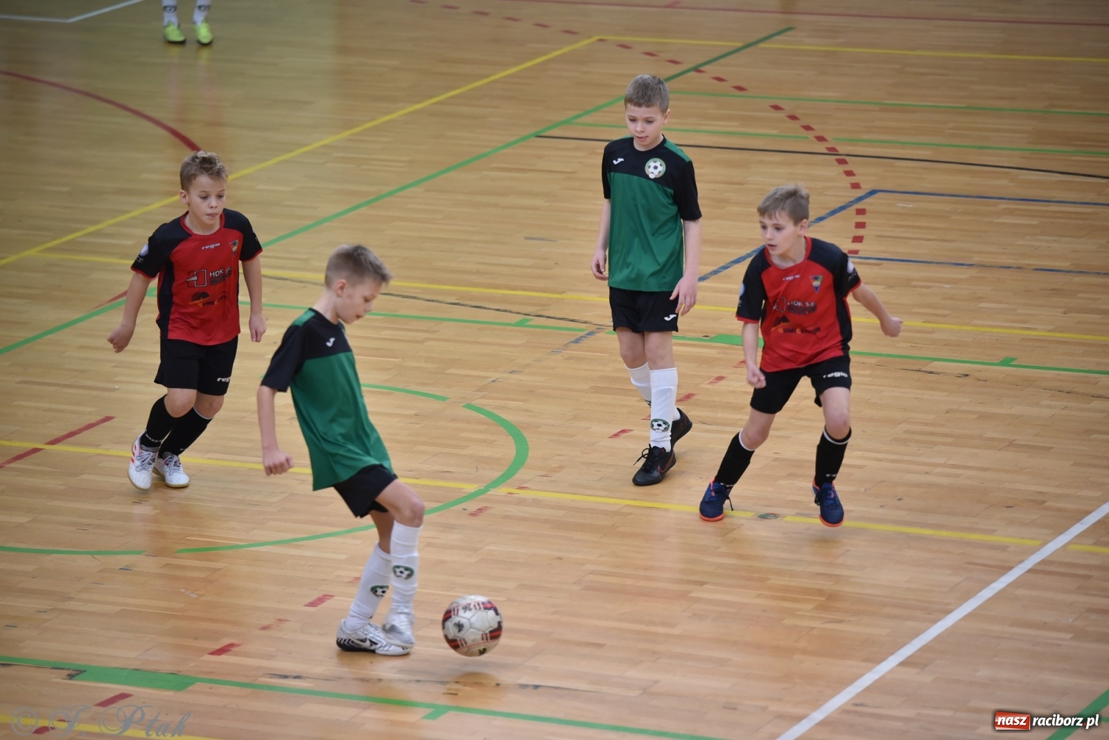 Zdjęcie w galerii na portalu naszraciborz.pl: Młodzi piłkarze z regionu powitali rok na sportowo [FOTO i WIDEO] wiadomości z regionu