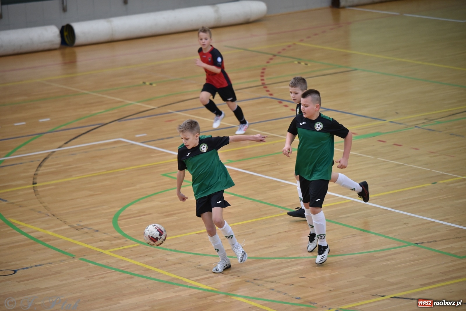 Zdjęcie w galerii na portalu naszraciborz.pl: Młodzi piłkarze z regionu powitali rok na sportowo [FOTO i WIDEO] wiadomości z regionu