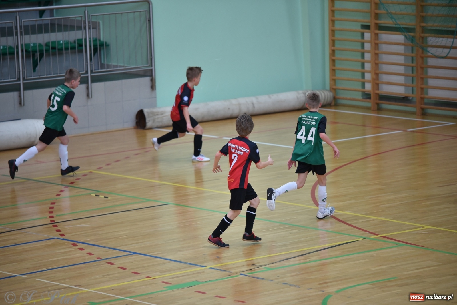 Zdjęcie w galerii na portalu naszraciborz.pl: Młodzi piłkarze z regionu powitali rok na sportowo [FOTO i WIDEO] wiadomości z regionu