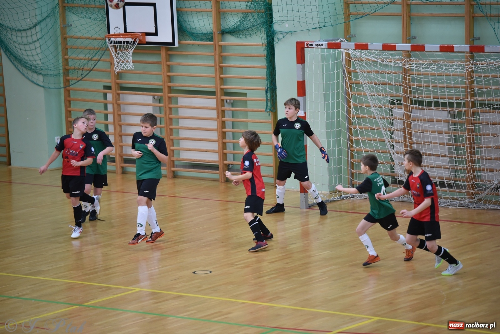 Zdjęcie w galerii na portalu naszraciborz.pl: Młodzi piłkarze z regionu powitali rok na sportowo [FOTO i WIDEO] wiadomości z regionu