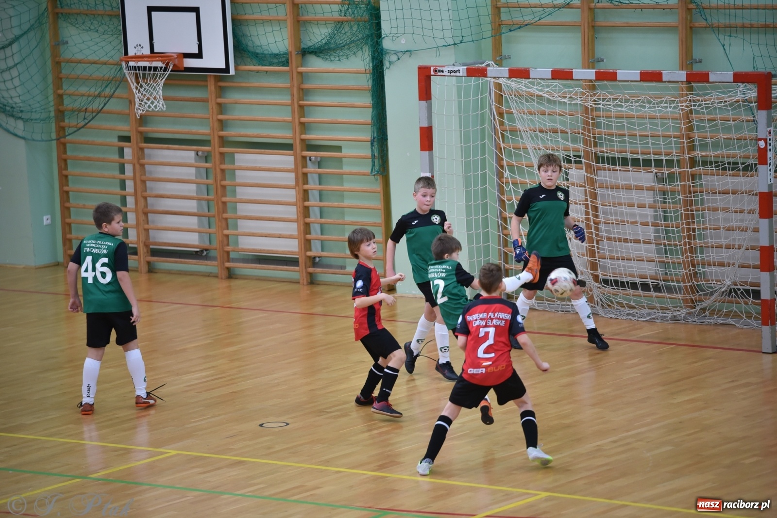 Zdjęcie w galerii na portalu naszraciborz.pl: Młodzi piłkarze z regionu powitali rok na sportowo [FOTO i WIDEO] wiadomości z regionu