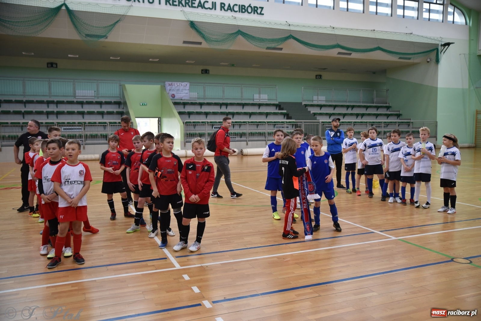 Zdjęcie w galerii na portalu naszraciborz.pl: Młodzi piłkarze z regionu powitali rok na sportowo [FOTO i WIDEO] wiadomości z regionu