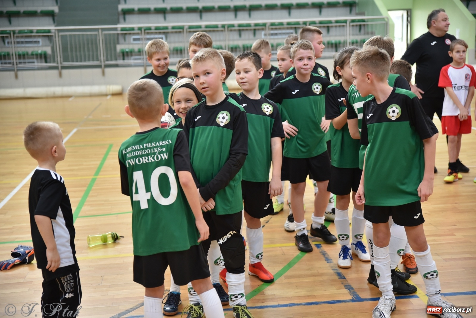Zdjęcie w galerii na portalu naszraciborz.pl: Młodzi piłkarze z regionu powitali rok na sportowo [FOTO i WIDEO] wiadomości z regionu