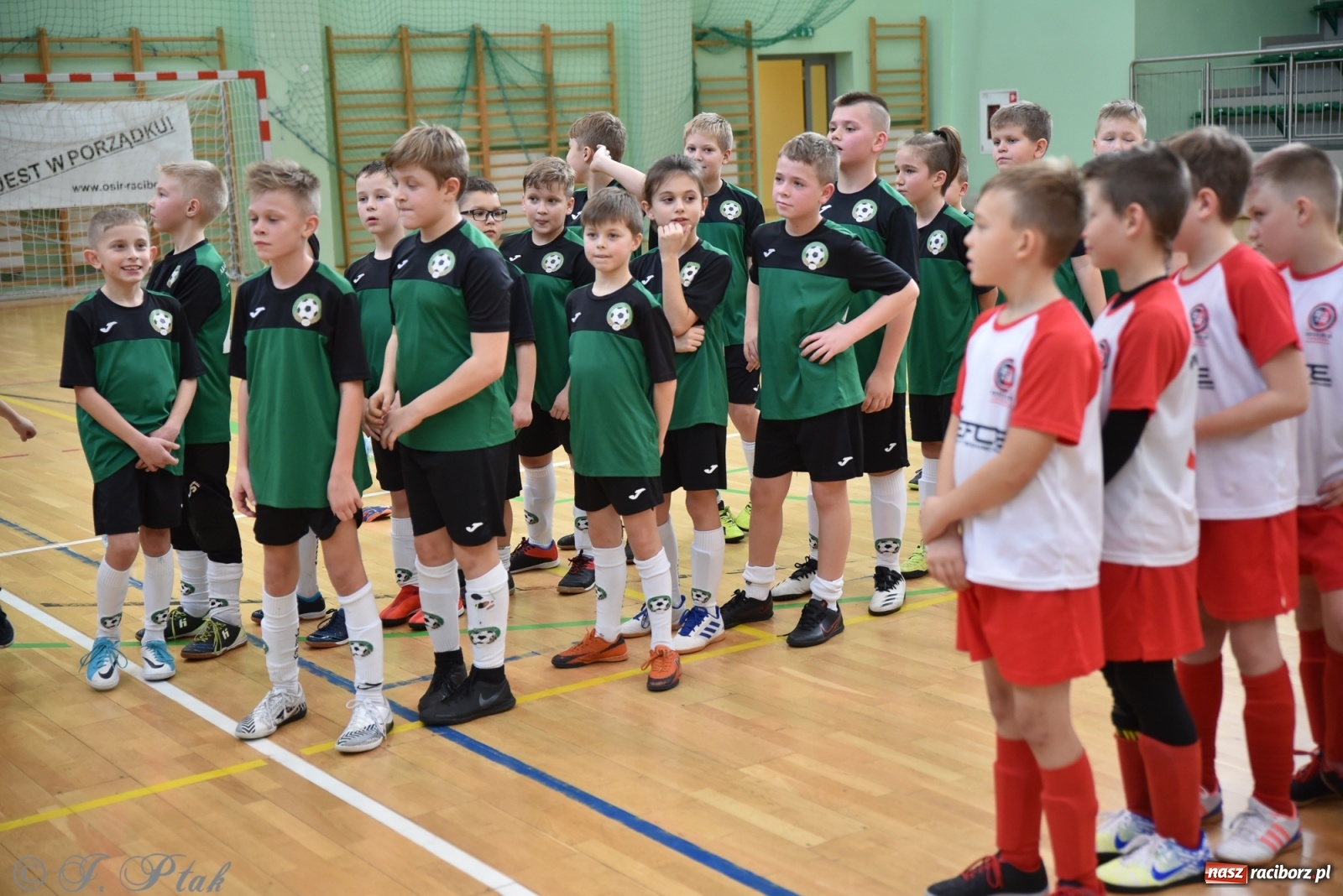 Zdjęcie w galerii na portalu naszraciborz.pl: Młodzi piłkarze z regionu powitali rok na sportowo [FOTO i WIDEO] wiadomości z regionu