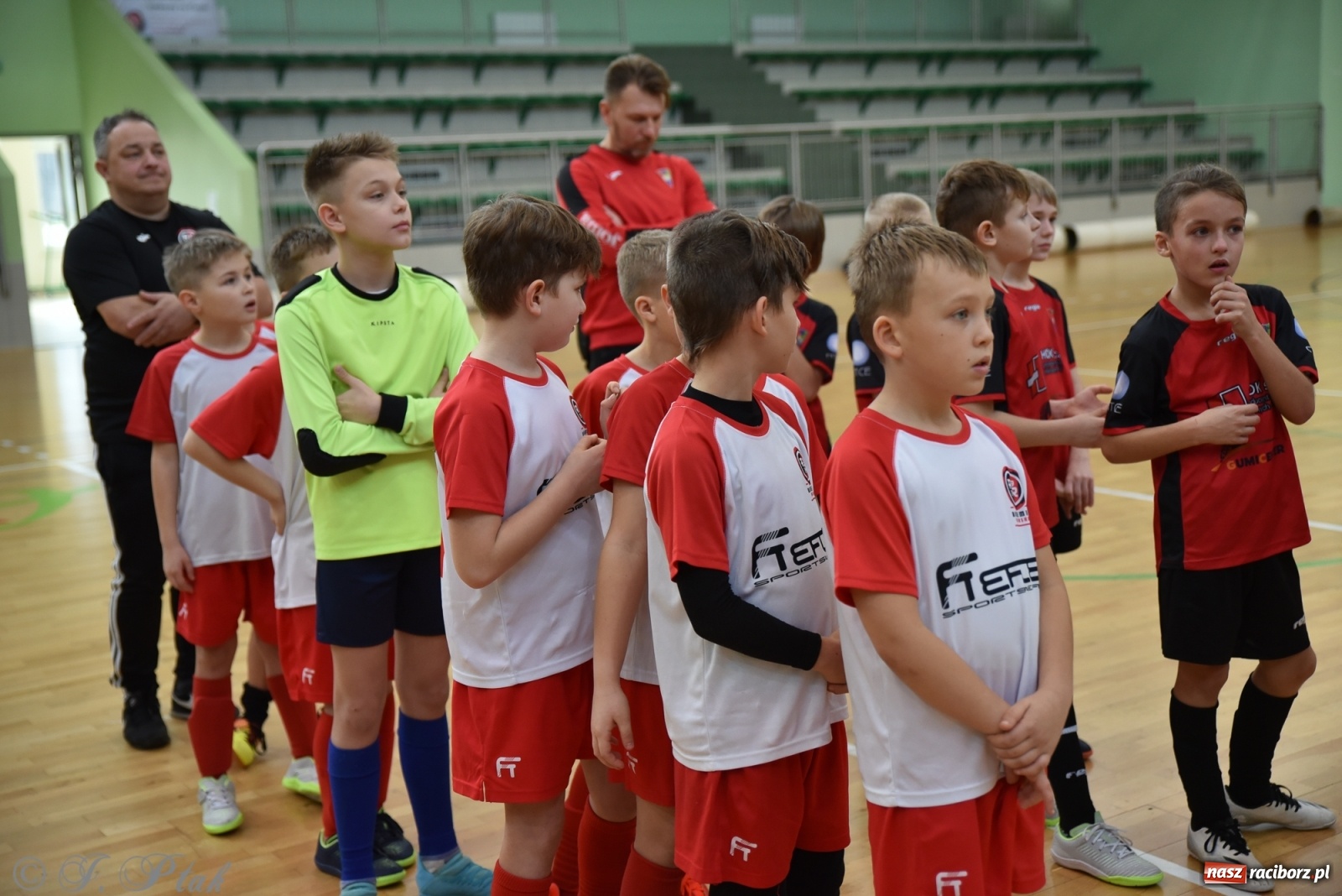 Zdjęcie w galerii na portalu naszraciborz.pl: Młodzi piłkarze z regionu powitali rok na sportowo [FOTO i WIDEO] wiadomości z regionu