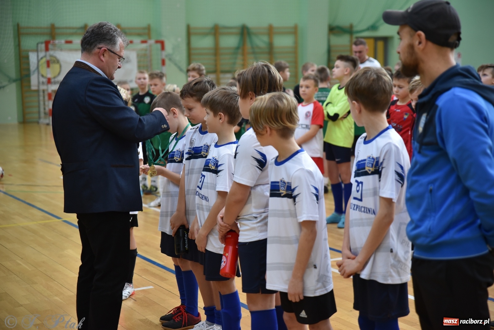 Zdjęcie w galerii na portalu naszraciborz.pl: Młodzi piłkarze z regionu powitali rok na sportowo [FOTO i WIDEO] wiadomości z regionu