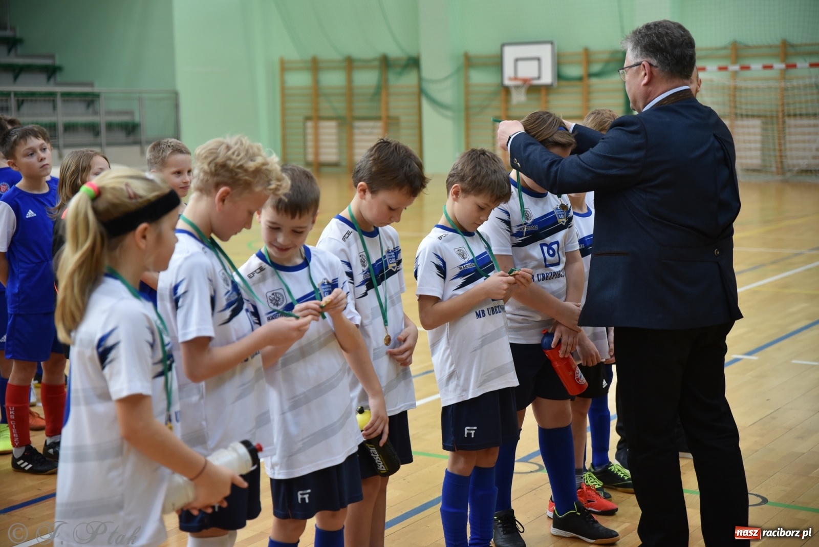 Zdjęcie w galerii na portalu naszraciborz.pl: Młodzi piłkarze z regionu powitali rok na sportowo [FOTO i WIDEO] wiadomości z regionu