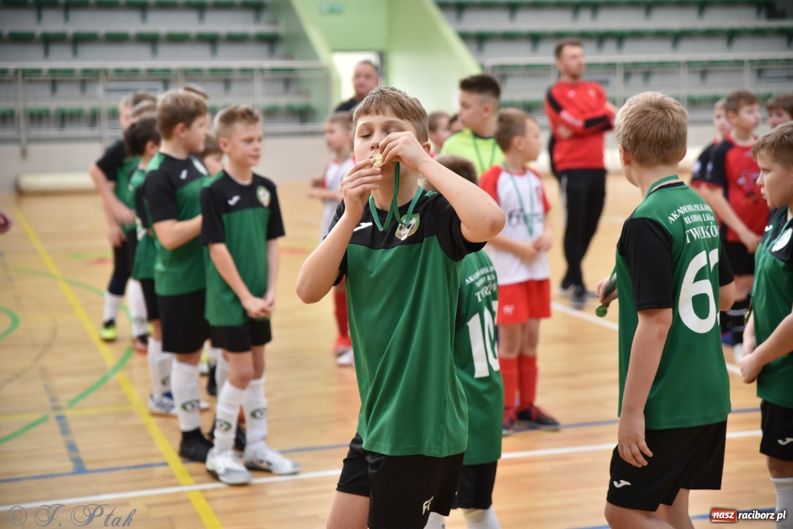 Zdjęcie w galerii na portalu naszraciborz.pl: Młodzi piłkarze z regionu powitali rok na sportowo [FOTO i WIDEO] wiadomości z regionu