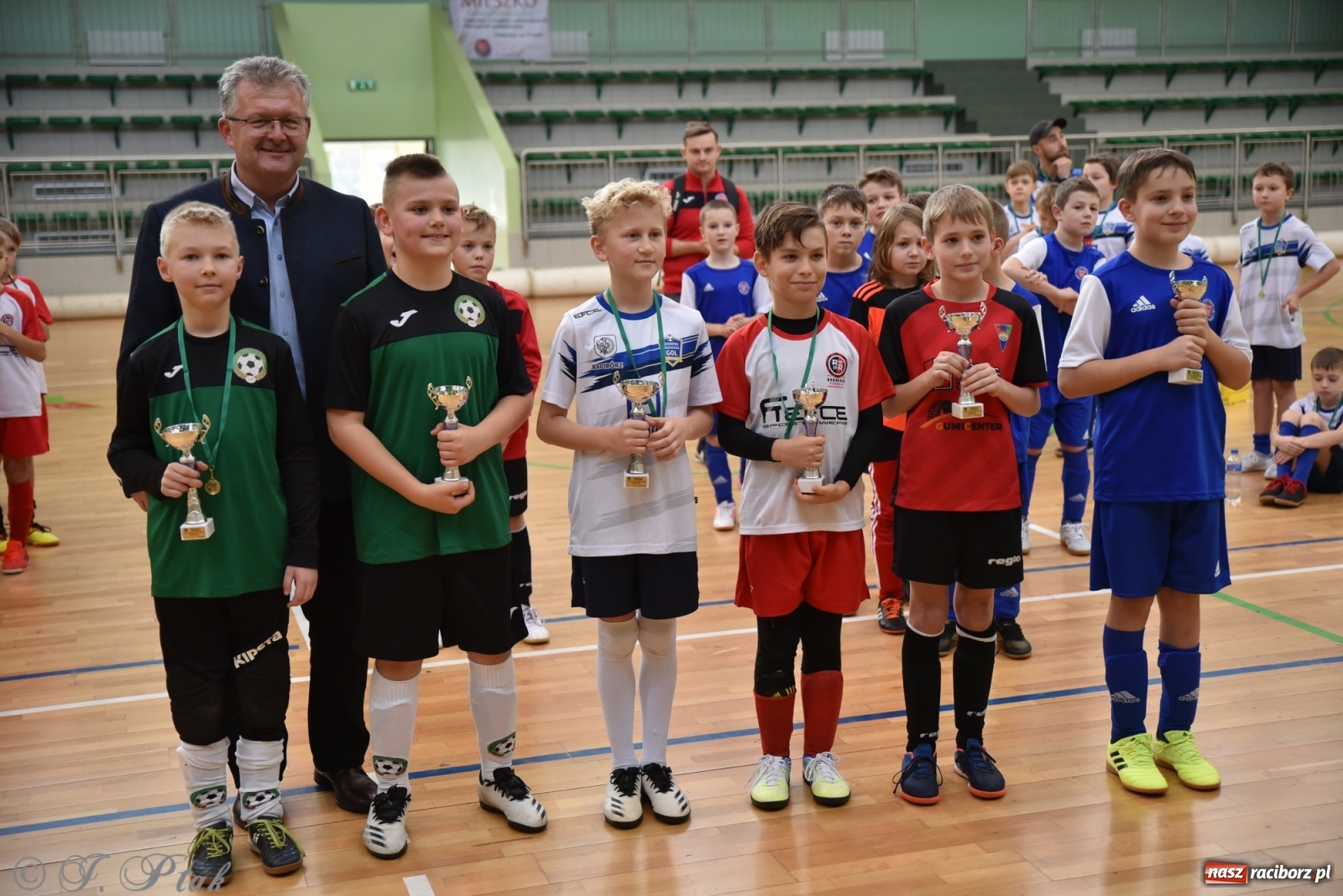 Zdjęcie w galerii na portalu naszraciborz.pl: Młodzi piłkarze z regionu powitali rok na sportowo [FOTO i WIDEO] wiadomości z regionu