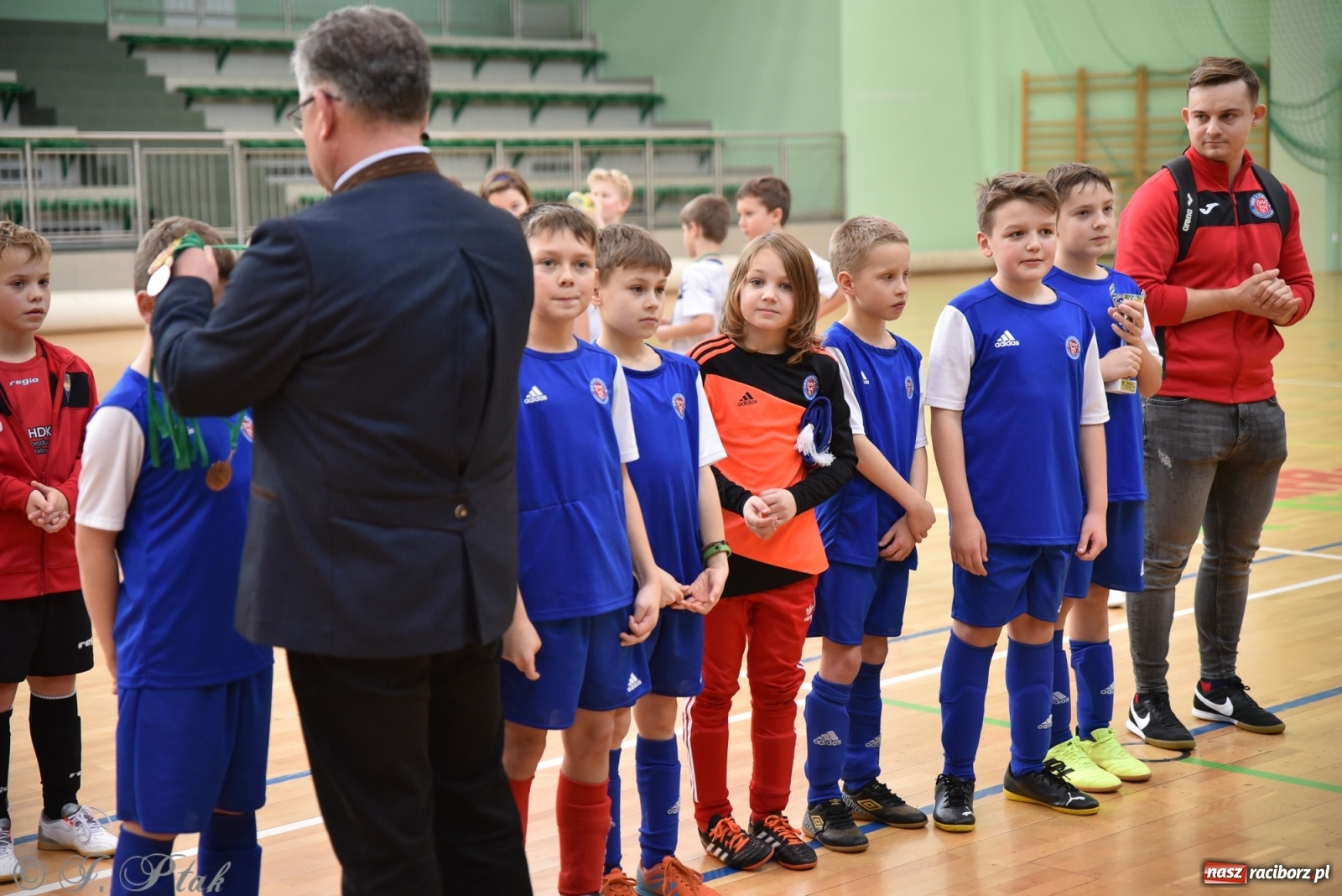 Zdjęcie w galerii na portalu naszraciborz.pl: Młodzi piłkarze z regionu powitali rok na sportowo [FOTO i WIDEO] wiadomości z regionu