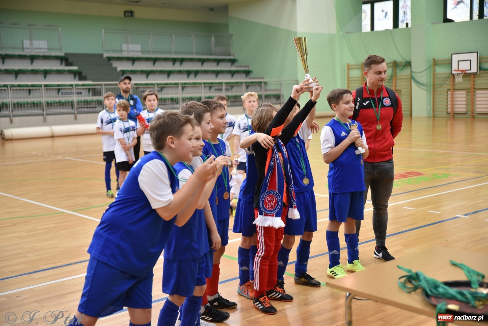 Zdjęcie w galerii na portalu naszraciborz.pl: Młodzi piłkarze z regionu powitali rok na sportowo [FOTO i WIDEO] wiadomości z regionu