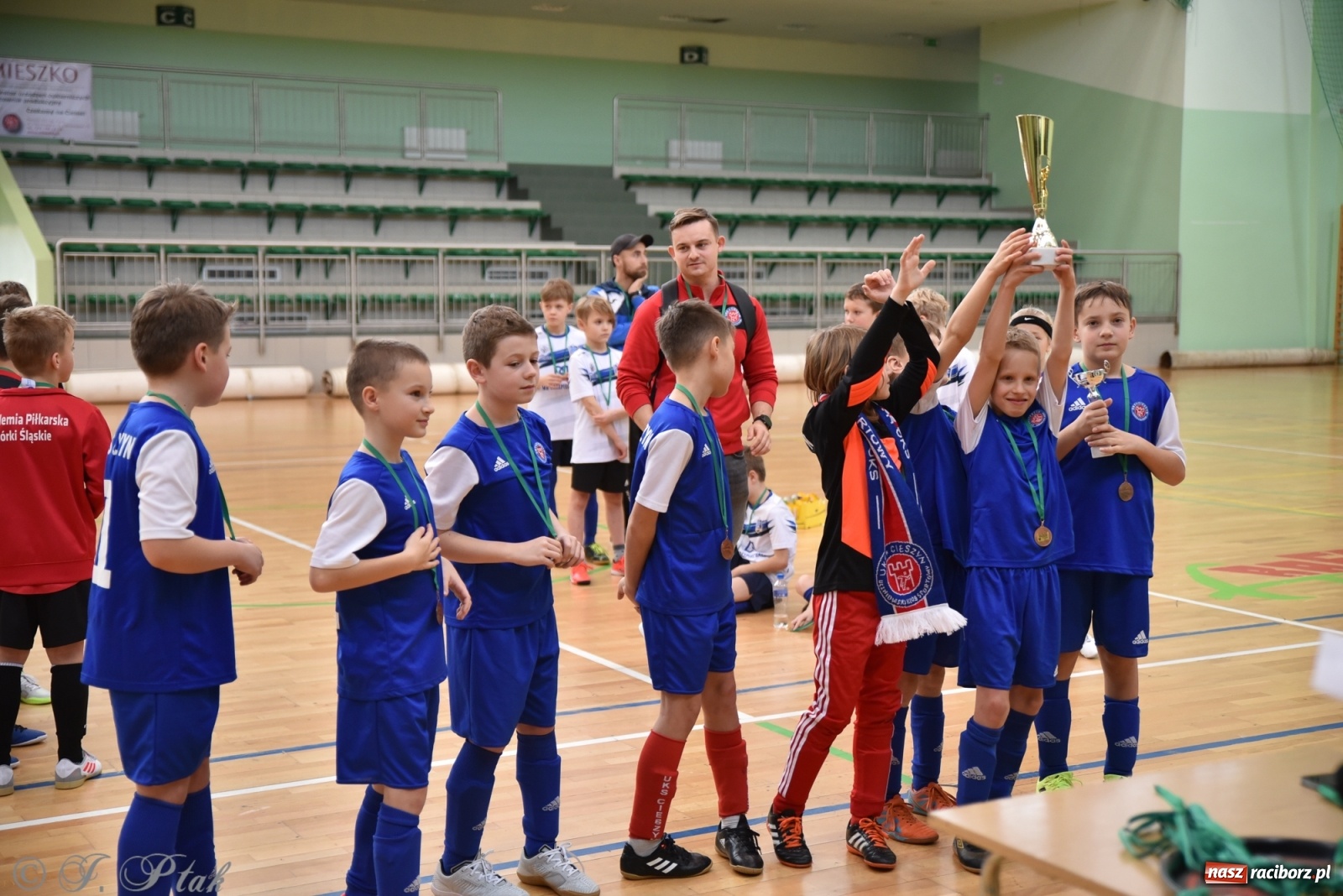 Zdjęcie w galerii na portalu naszraciborz.pl: Młodzi piłkarze z regionu powitali rok na sportowo [FOTO i WIDEO] wiadomości z regionu