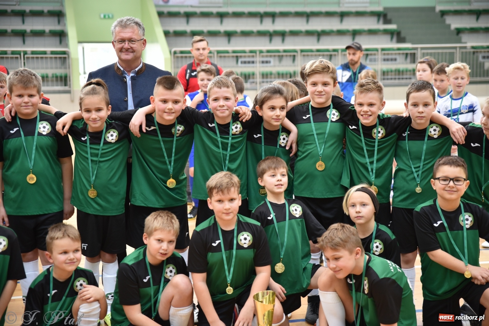 Zdjęcie w galerii na portalu naszraciborz.pl: Młodzi piłkarze z regionu powitali rok na sportowo [FOTO i WIDEO] wiadomości z regionu