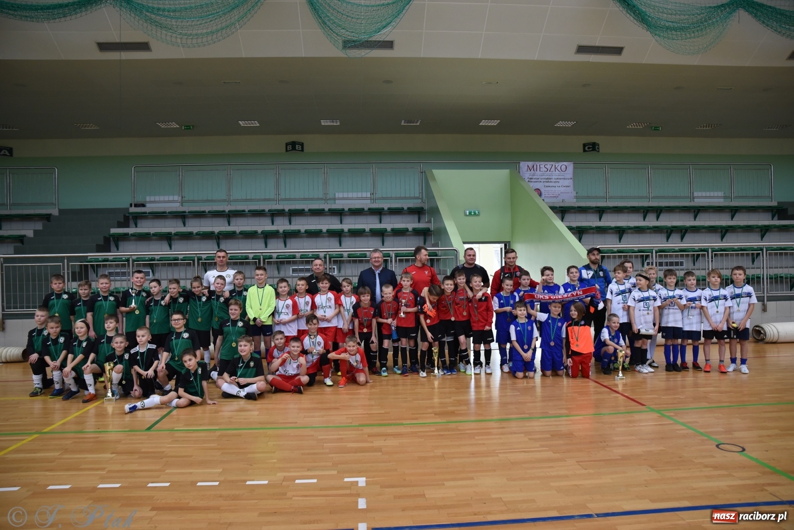 Zdjęcie w galerii na portalu naszraciborz.pl: Młodzi piłkarze z regionu powitali rok na sportowo [FOTO i WIDEO] wiadomości z regionu