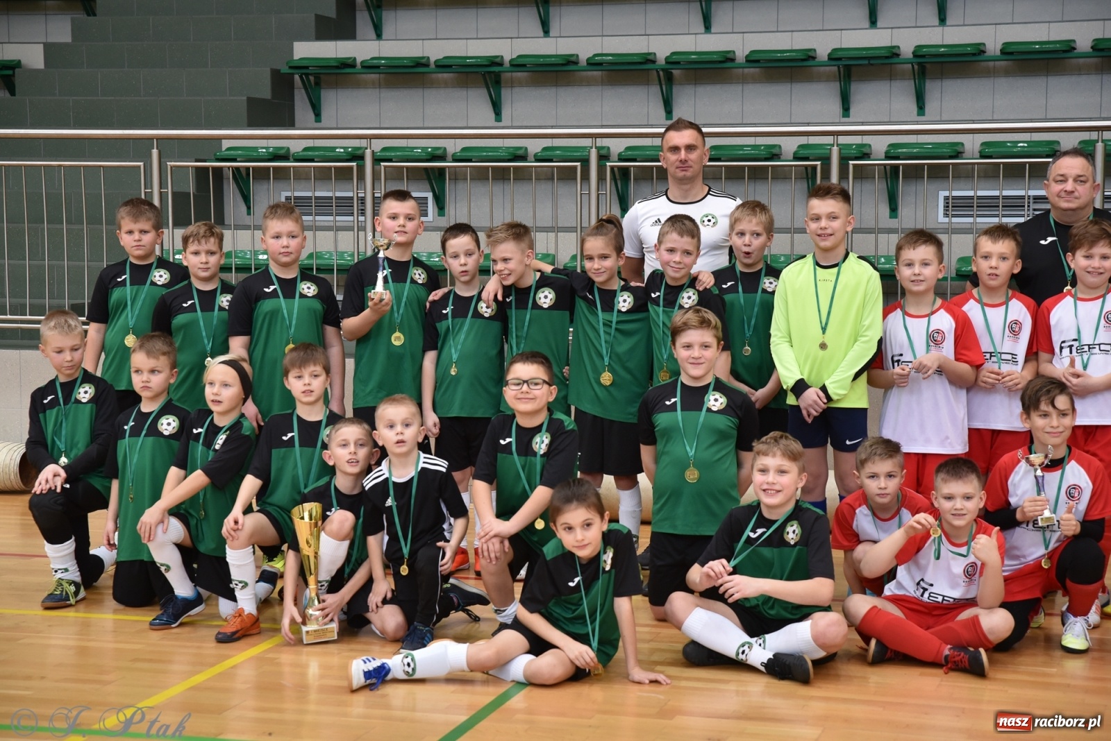 Zdjęcie w galerii na portalu naszraciborz.pl: Młodzi piłkarze z regionu powitali rok na sportowo [FOTO i WIDEO] wiadomości z regionu