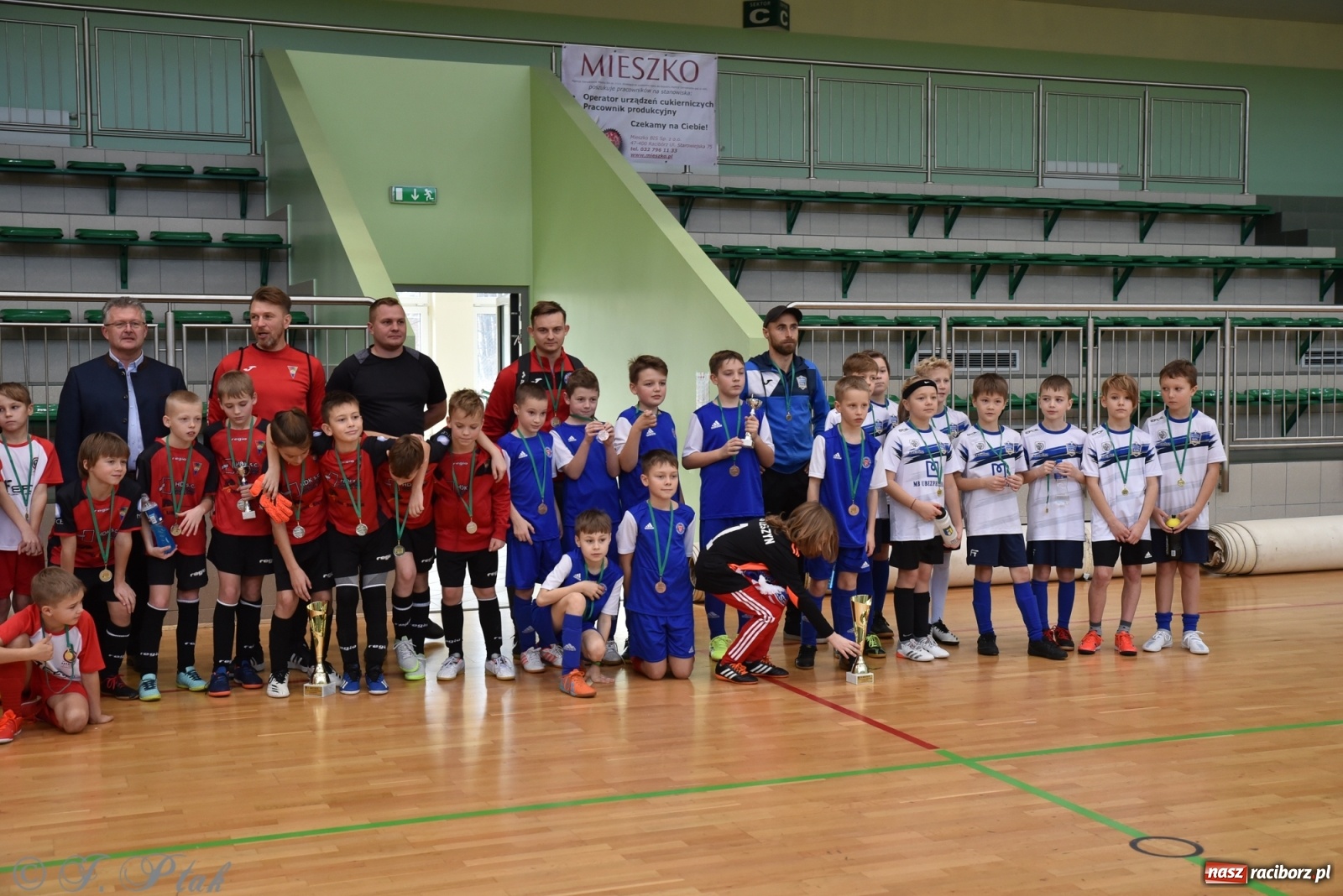 Zdjęcie w galerii na portalu naszraciborz.pl: Młodzi piłkarze z regionu powitali rok na sportowo [FOTO i WIDEO] wiadomości z regionu