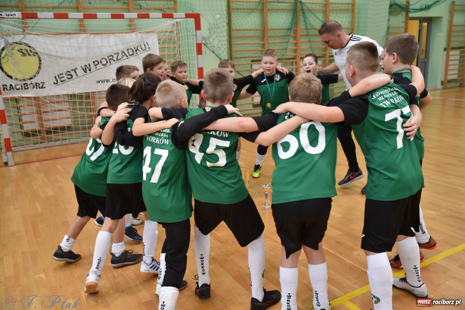 Zdjęcie w galerii na portalu naszraciborz.pl: Młodzi piłkarze z regionu powitali rok na sportowo [FOTO i WIDEO] wiadomości z regionu