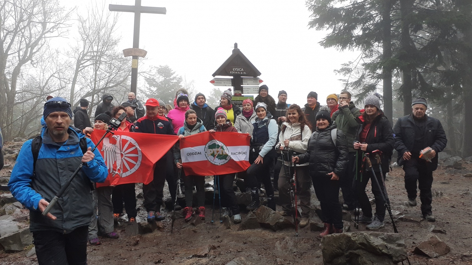 Zdjęcie w galerii na portalu naszraciborz.pl: Wędrowcy z PTTK Racibórz już po pierwszej górskiej wyprawie wiadomości z regionu