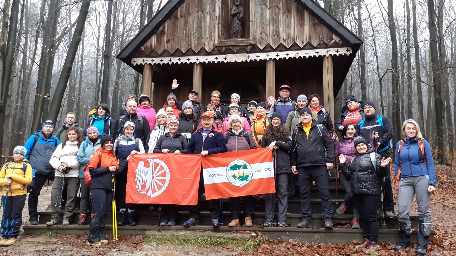 Zdjęcie w galerii na portalu naszraciborz.pl: Wędrowcy z PTTK Racibórz już po pierwszej górskiej wyprawie wiadomości z regionu