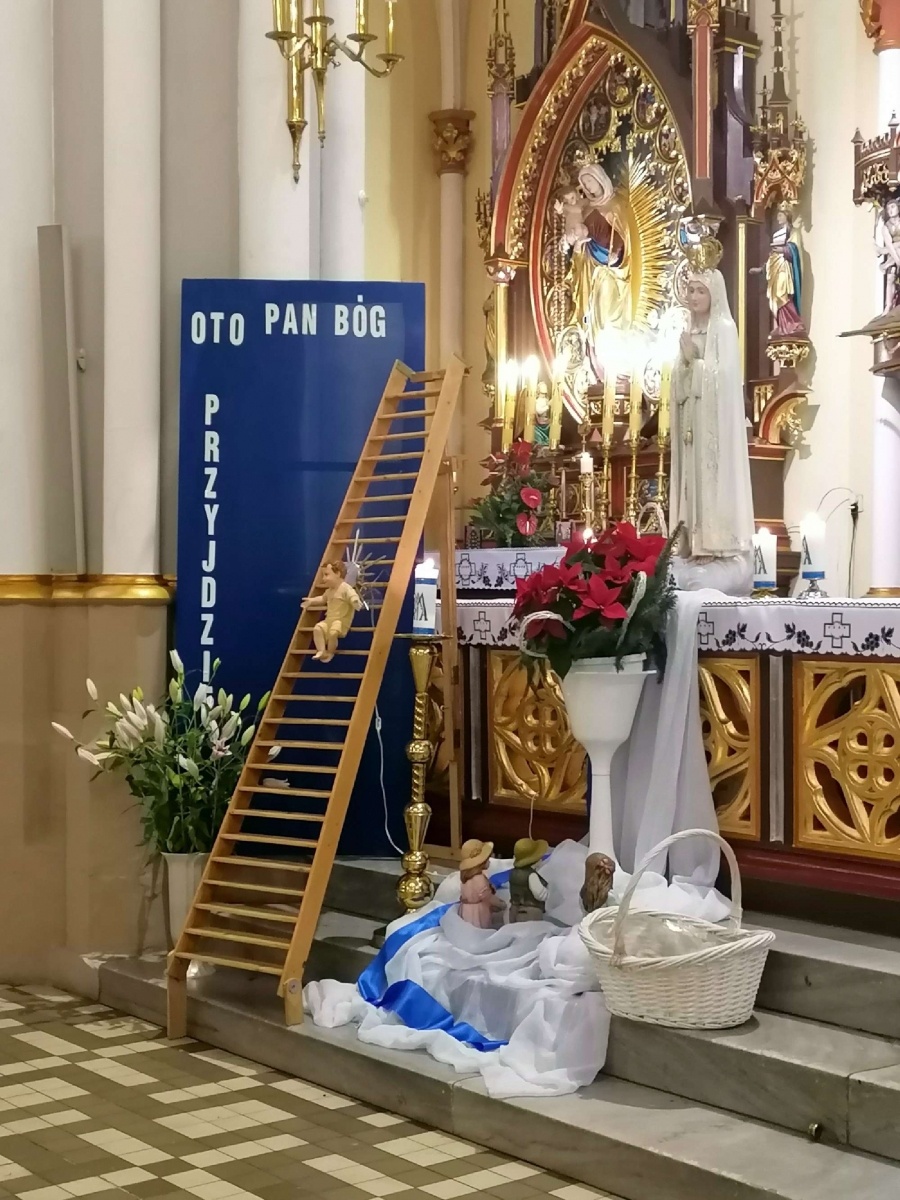 Zdjęcie w galerii na portalu naszraciborz.pl: Rekolekcje i jasełka w Zespole Szkół Specjalnych [FOTO] wiadomości z regionu