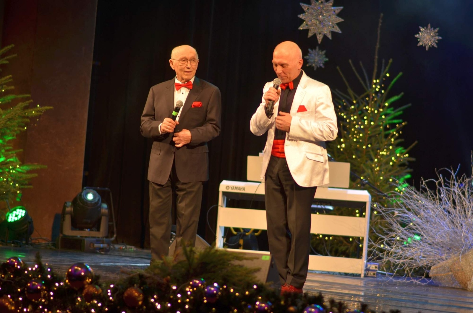 Zdjęcie w galerii na portalu naszraciborz.pl: Muzyka magicznej nocy. Tak w RCK-u witano nowy rok wiadomości z regionu